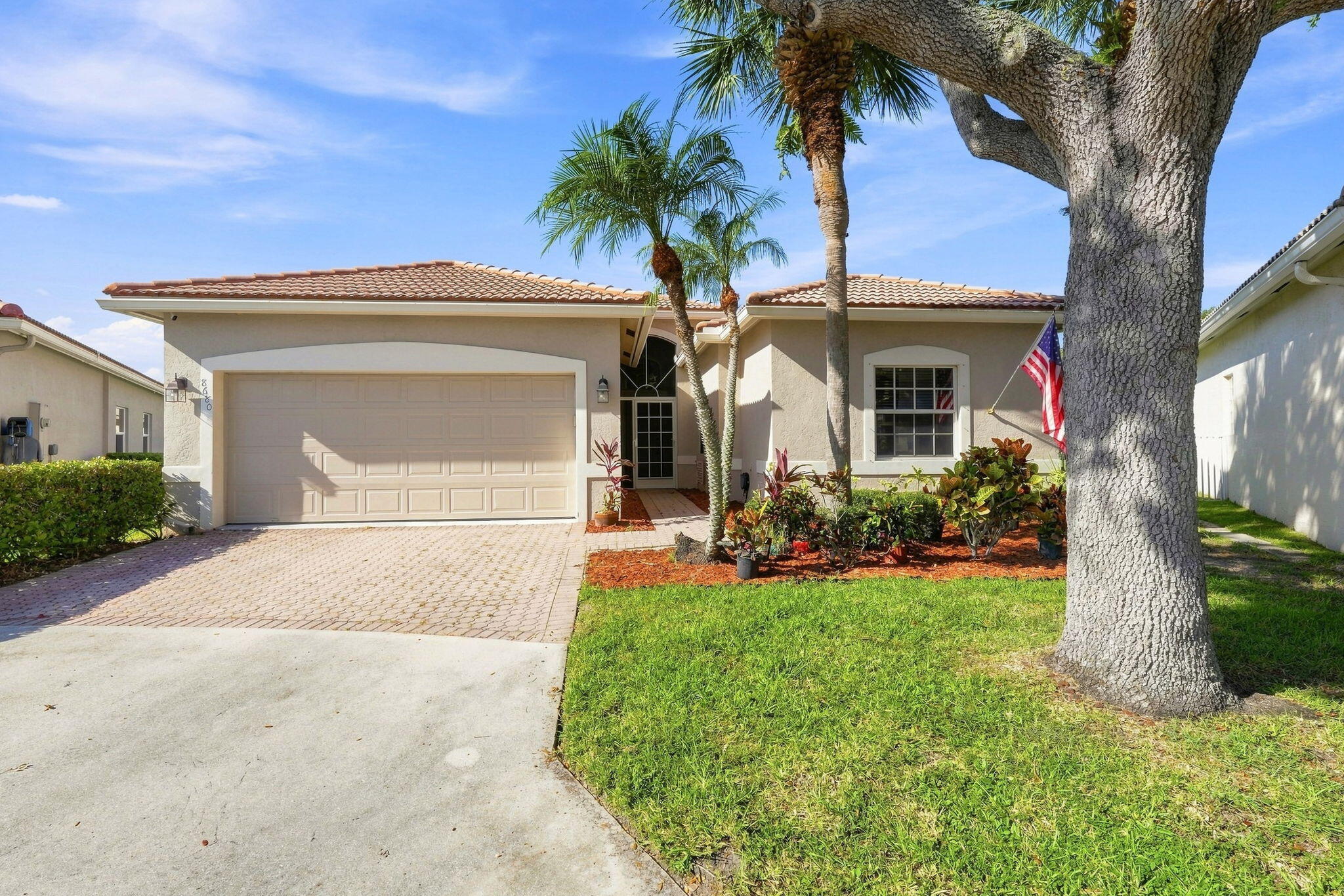 8680 GOLD CAY