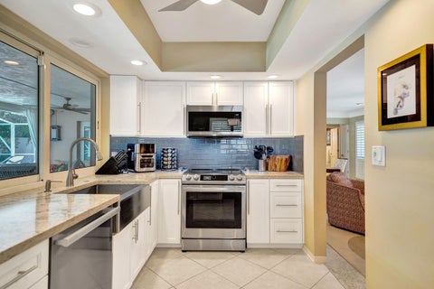 Tiny photo for 3460 NE 17TH Terrace, Oakland Park, FL 33334 (MLS # B26076925)