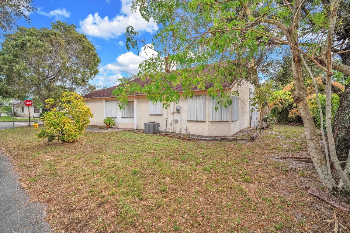 HUNTER GREEN - Residential