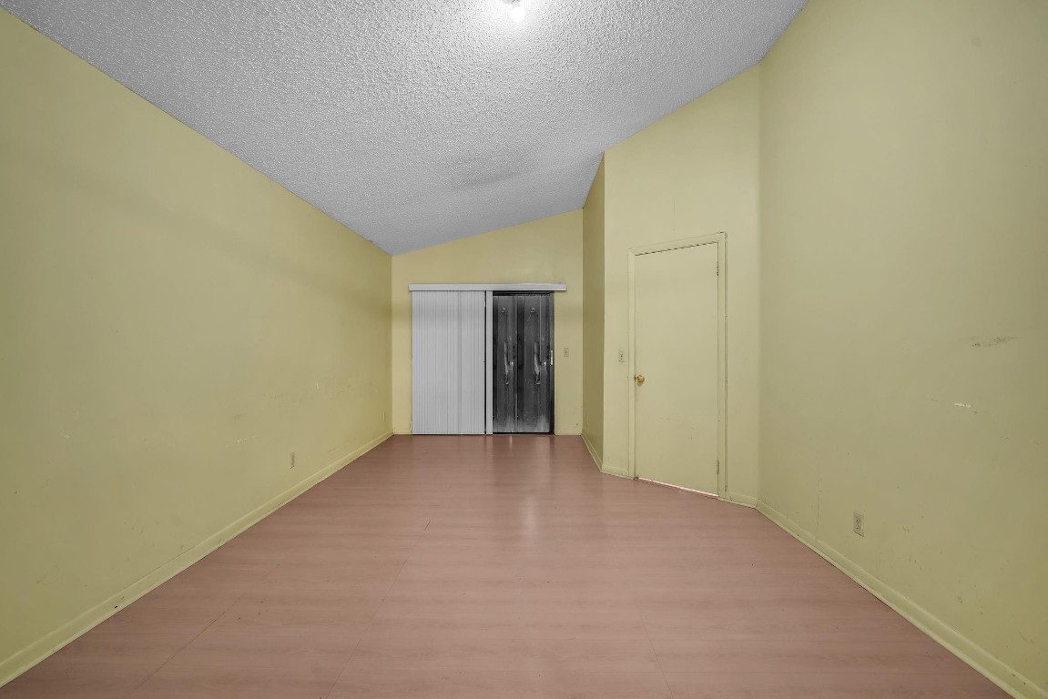 HUNTER GREEN - Residential