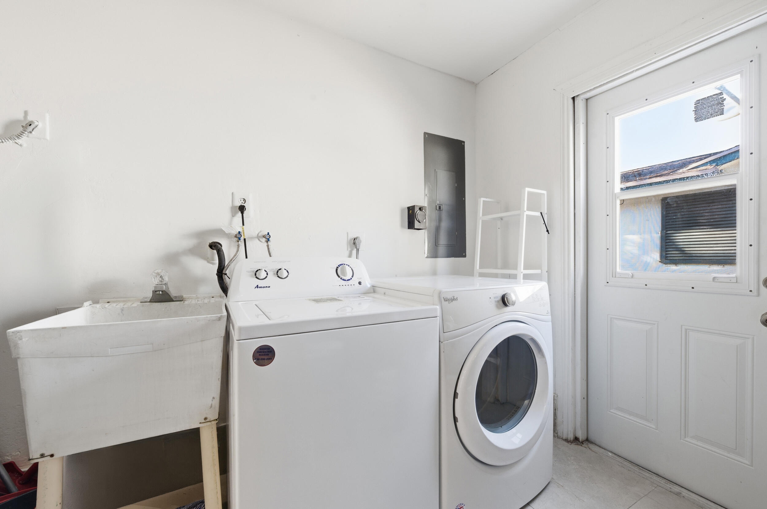 SANDALFOOT COVE SEC 4 - Residential