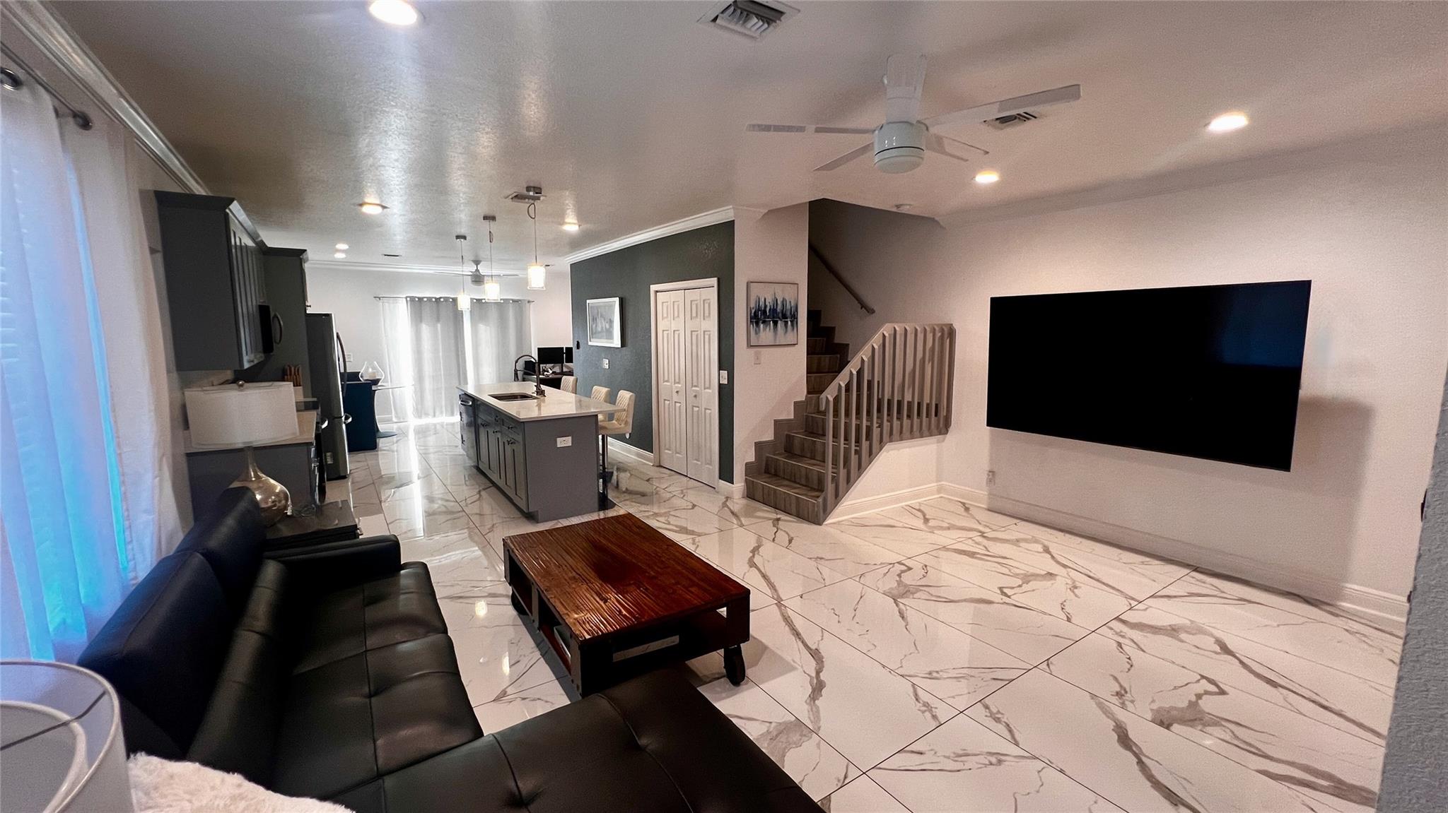 ROCK ISLAND COMMUNITY - Residential