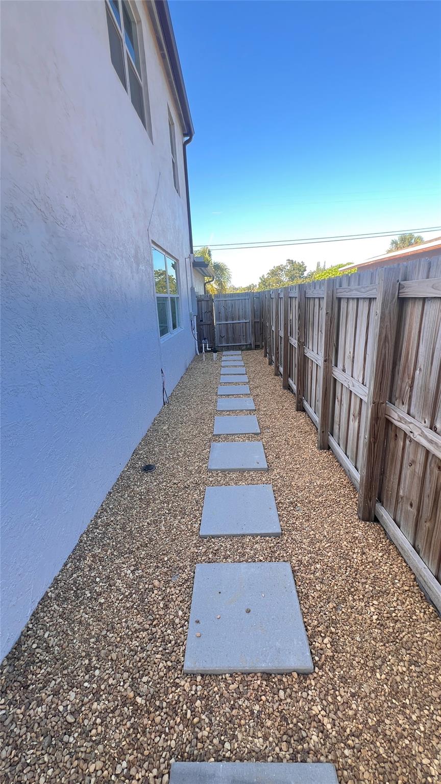 ROCK ISLAND COMMUNITY - Residential