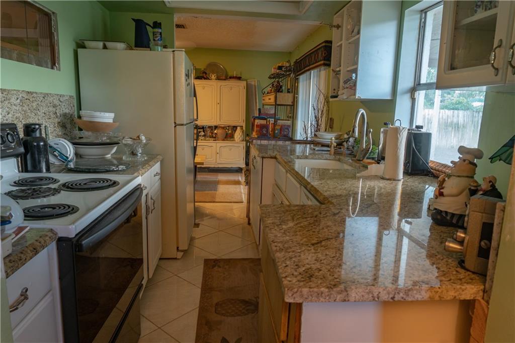 HYPOLUXO RIDGE - Residential