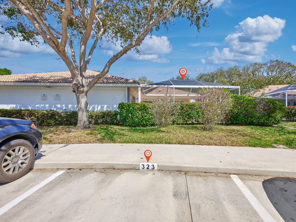 Photo of 2903 Pin Oak Court, Palm Beach Gardens, FL 33410 (MLS # B26003790)