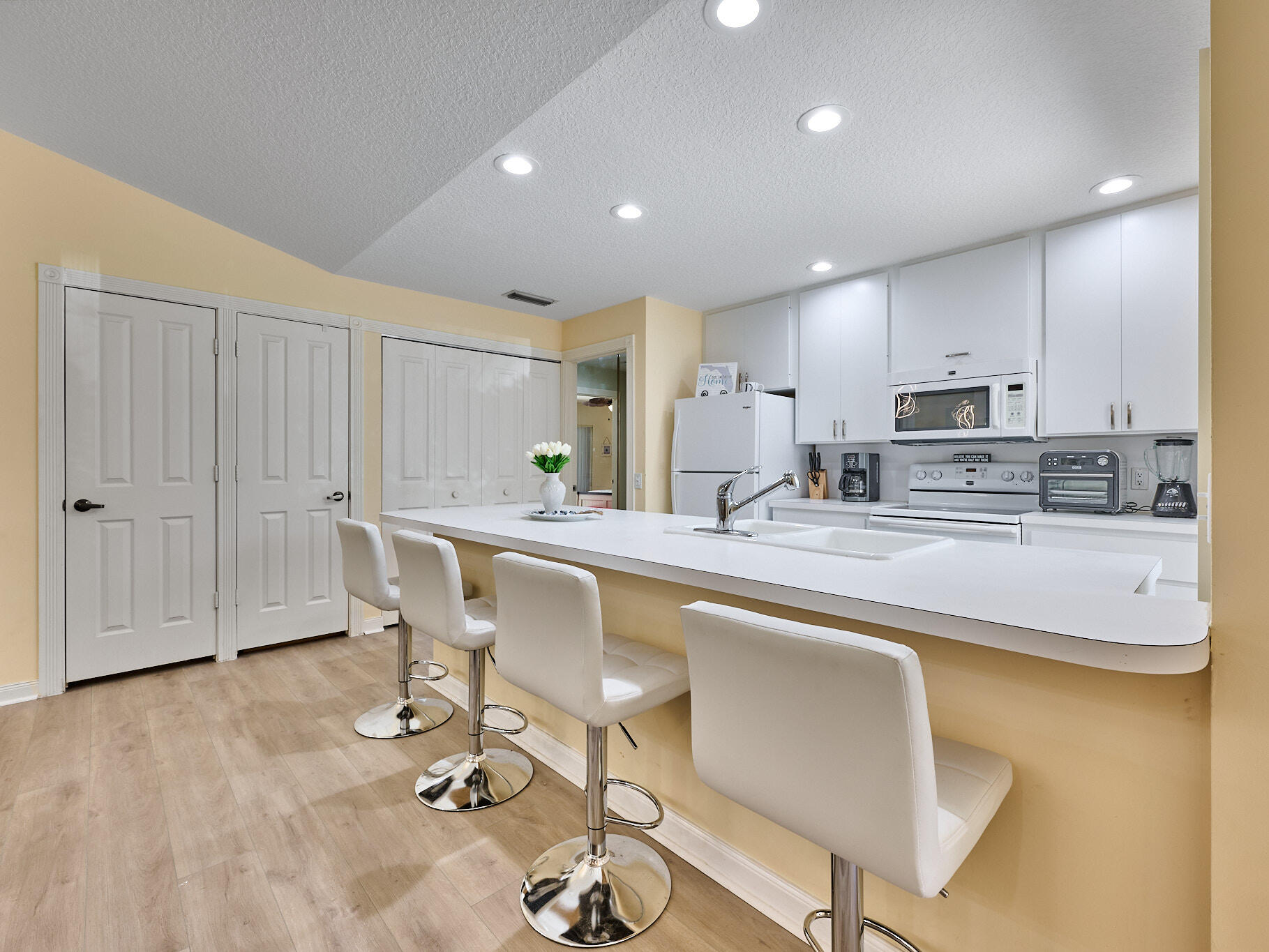 OAKS-SUNTERRACE 1 - Residential