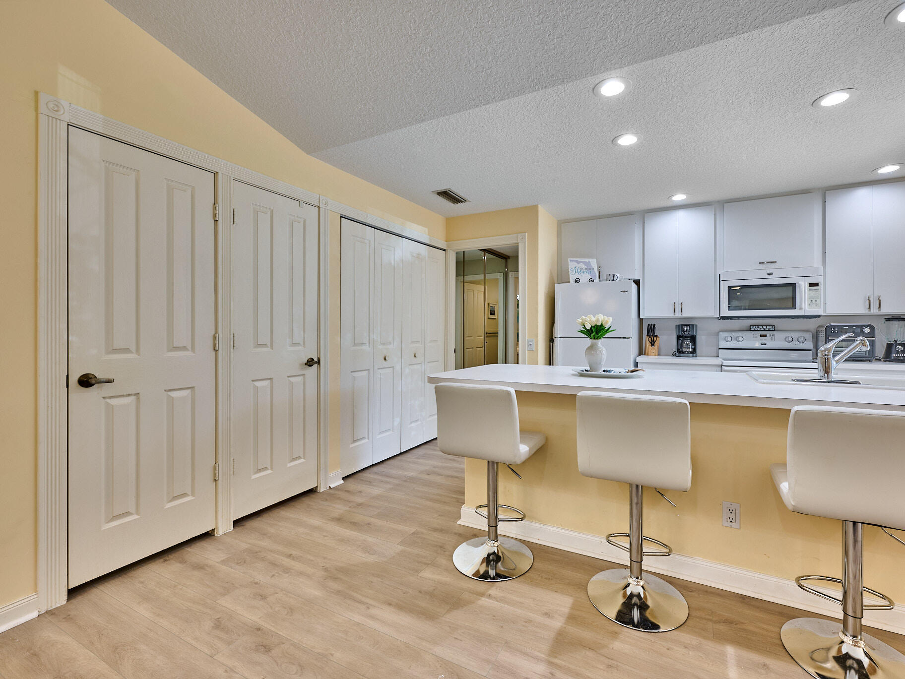 OAKS-SUNTERRACE 1 - Residential