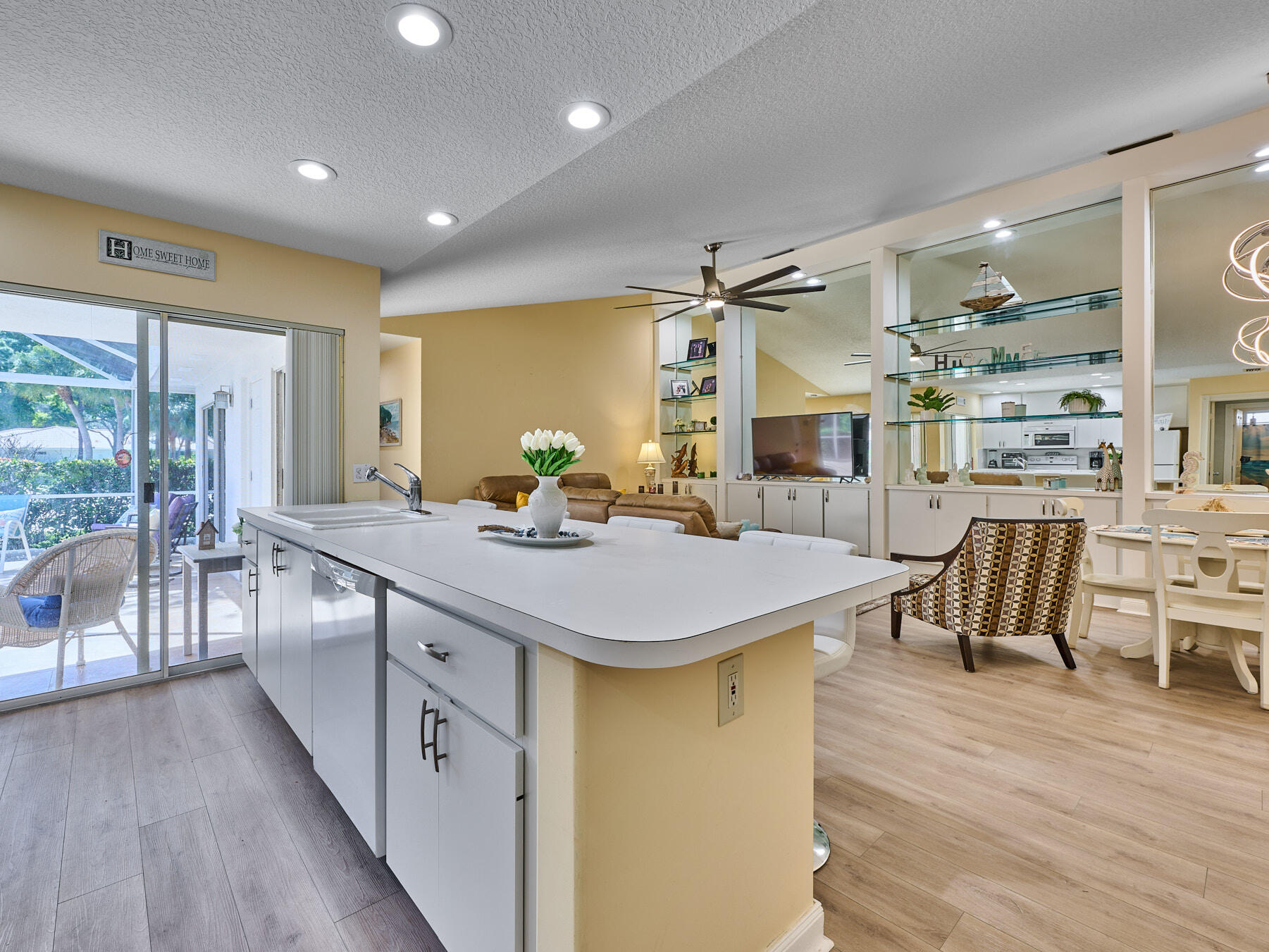 OAKS-SUNTERRACE 1 - Residential