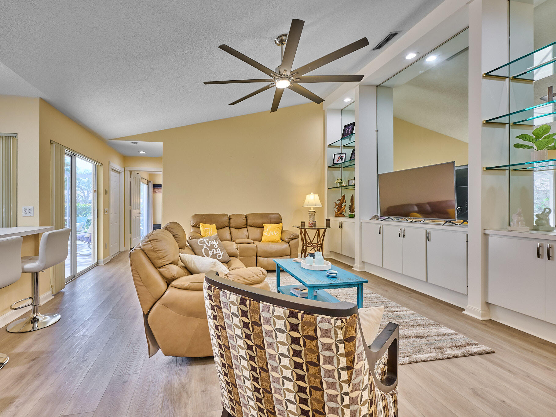 OAKS-SUNTERRACE 1 - Residential