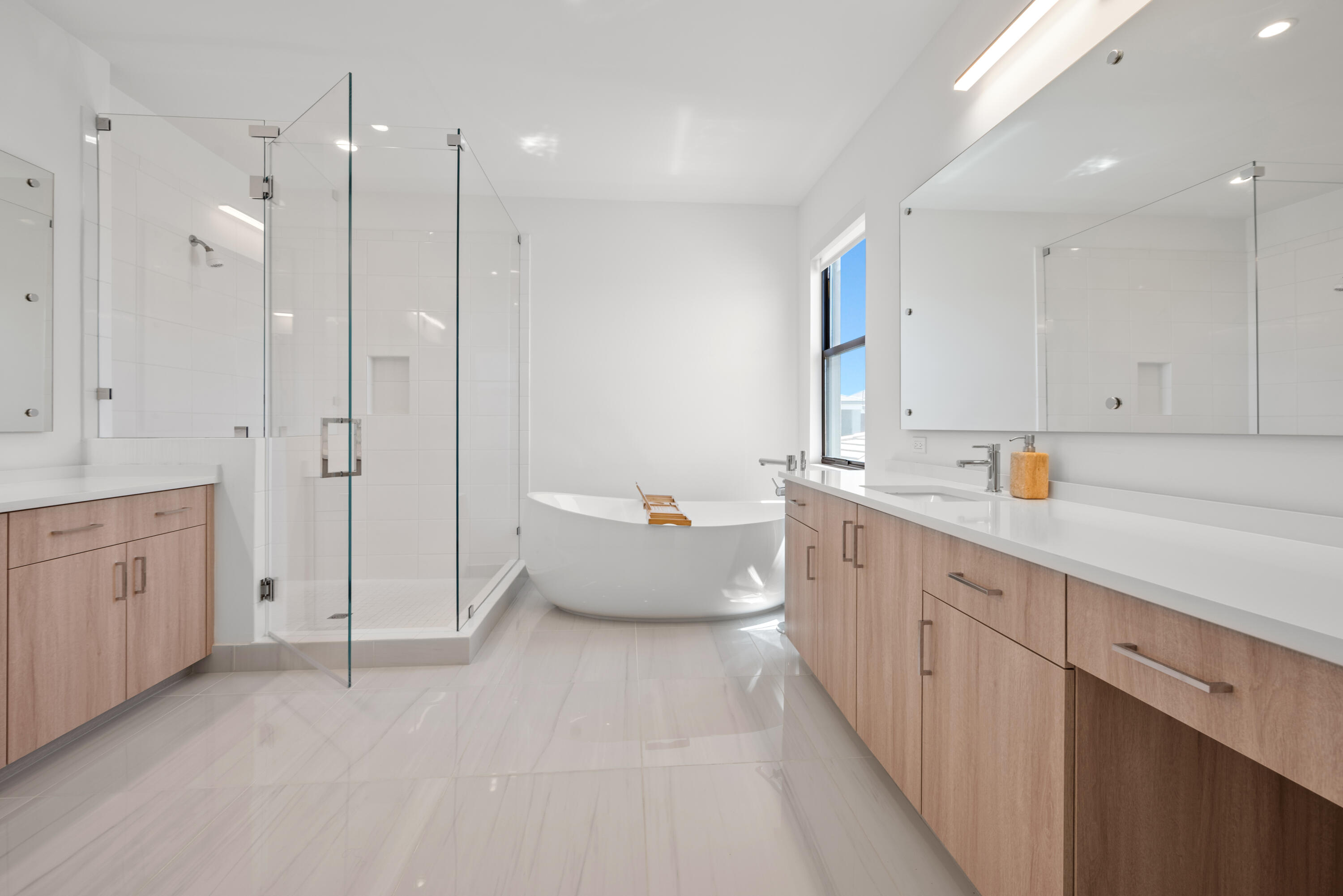 Lotus Palm - Residential