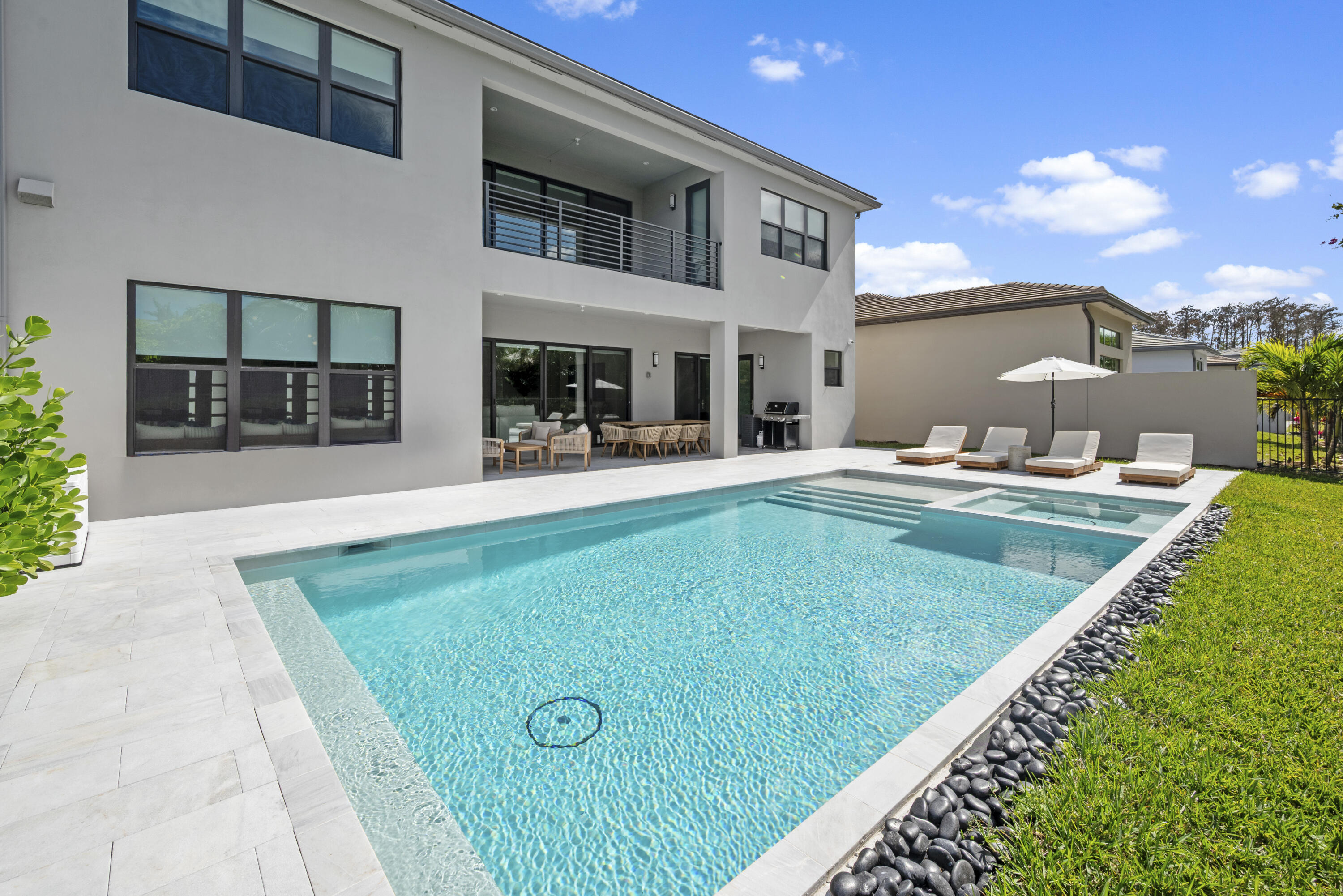 Lotus Palm - Residential