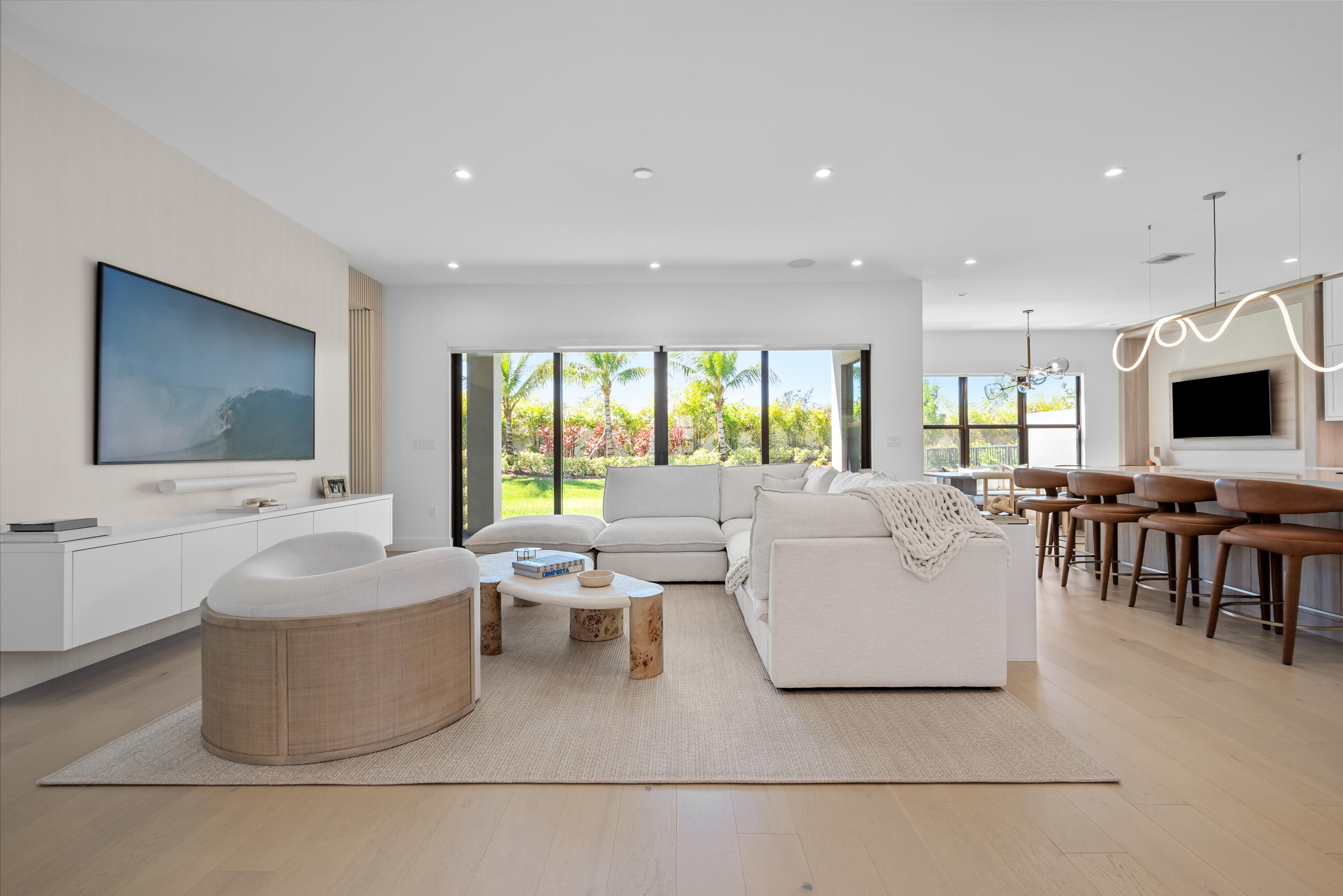 Lotus Palm - Residential