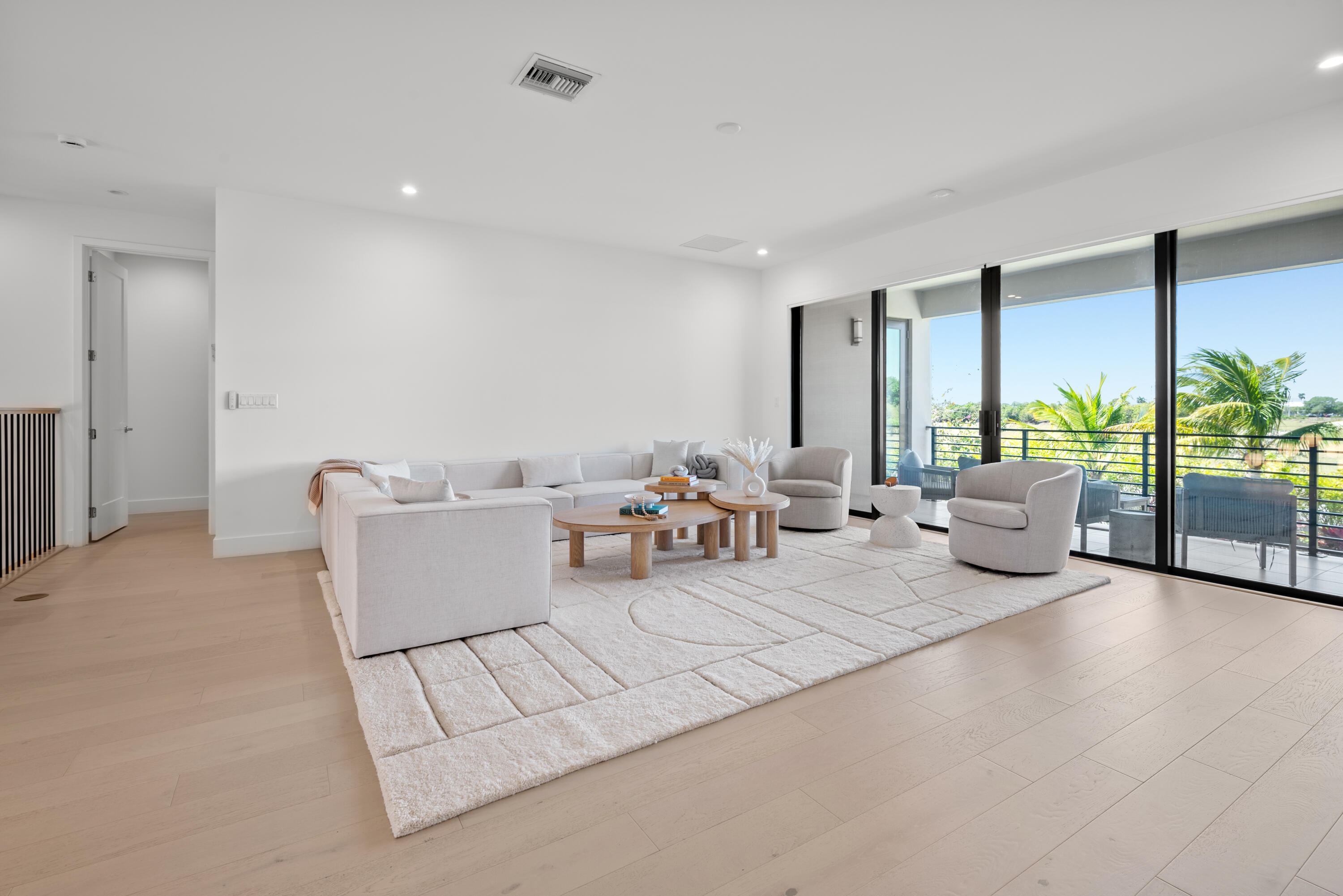 Lotus Palm - Residential