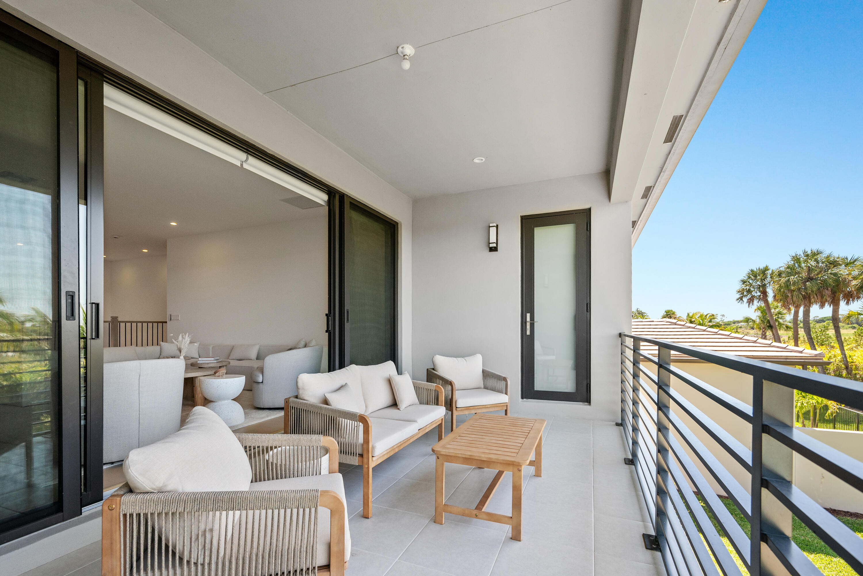 Lotus Palm - Residential