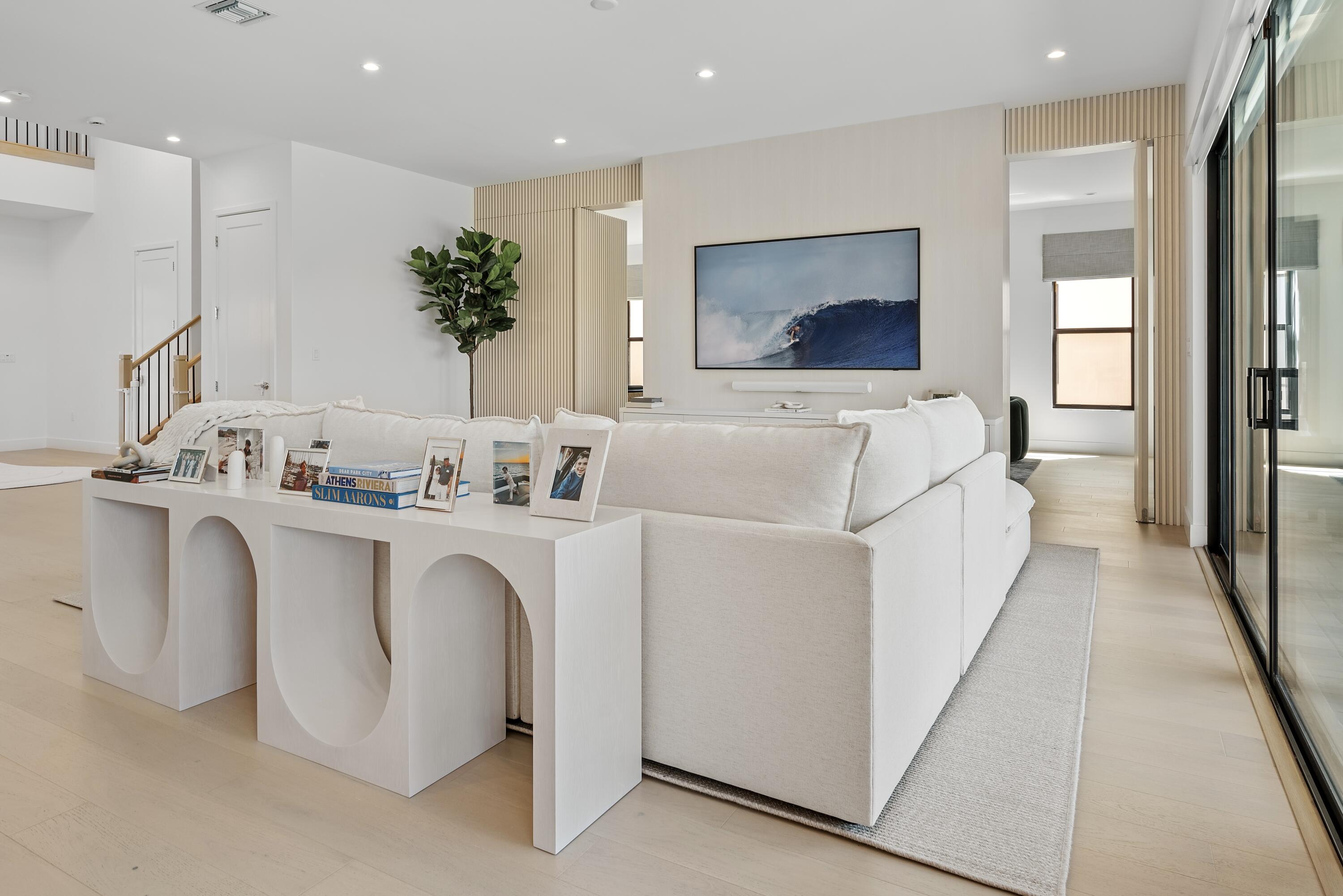 Lotus Palm - Residential