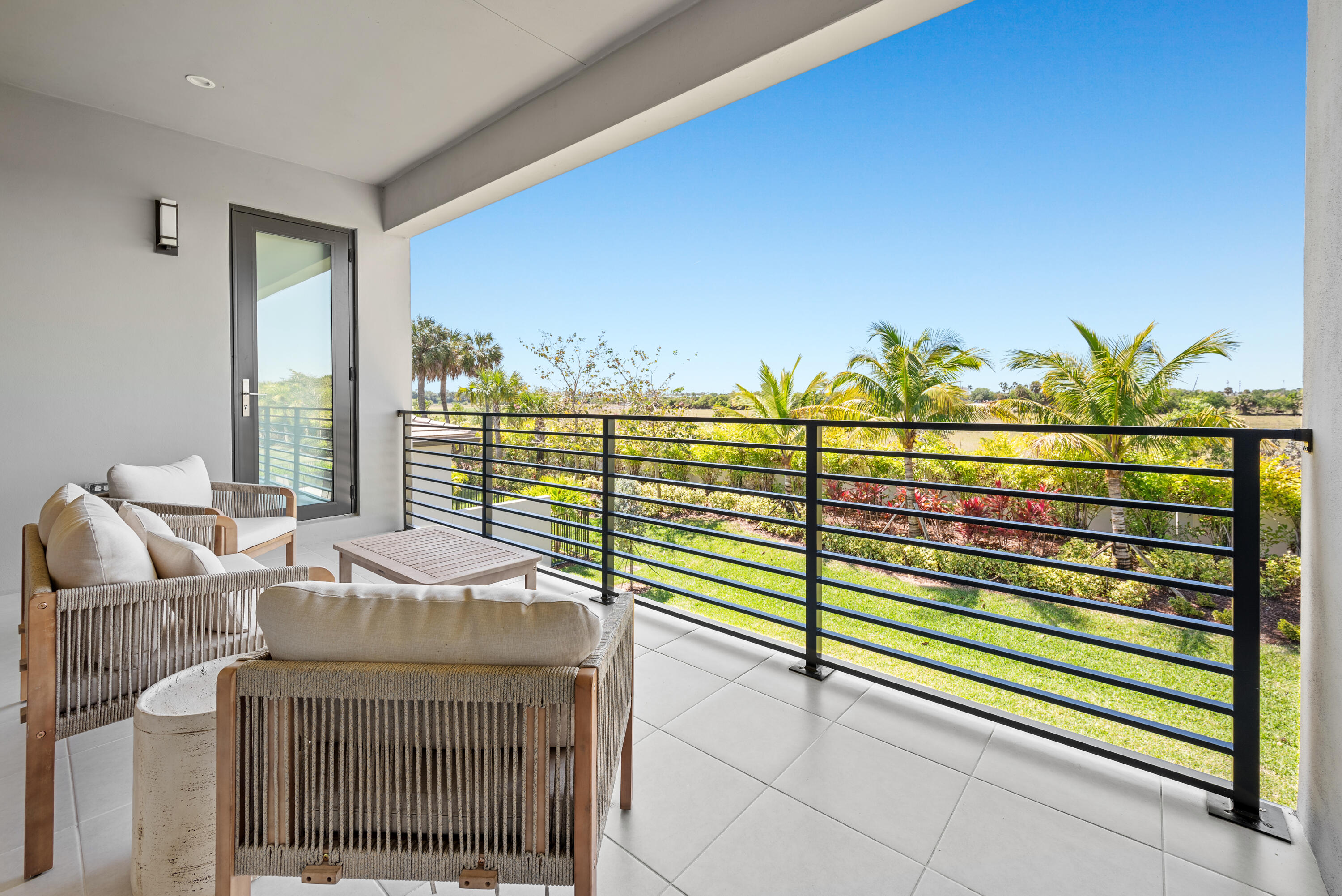 Lotus Palm - Residential