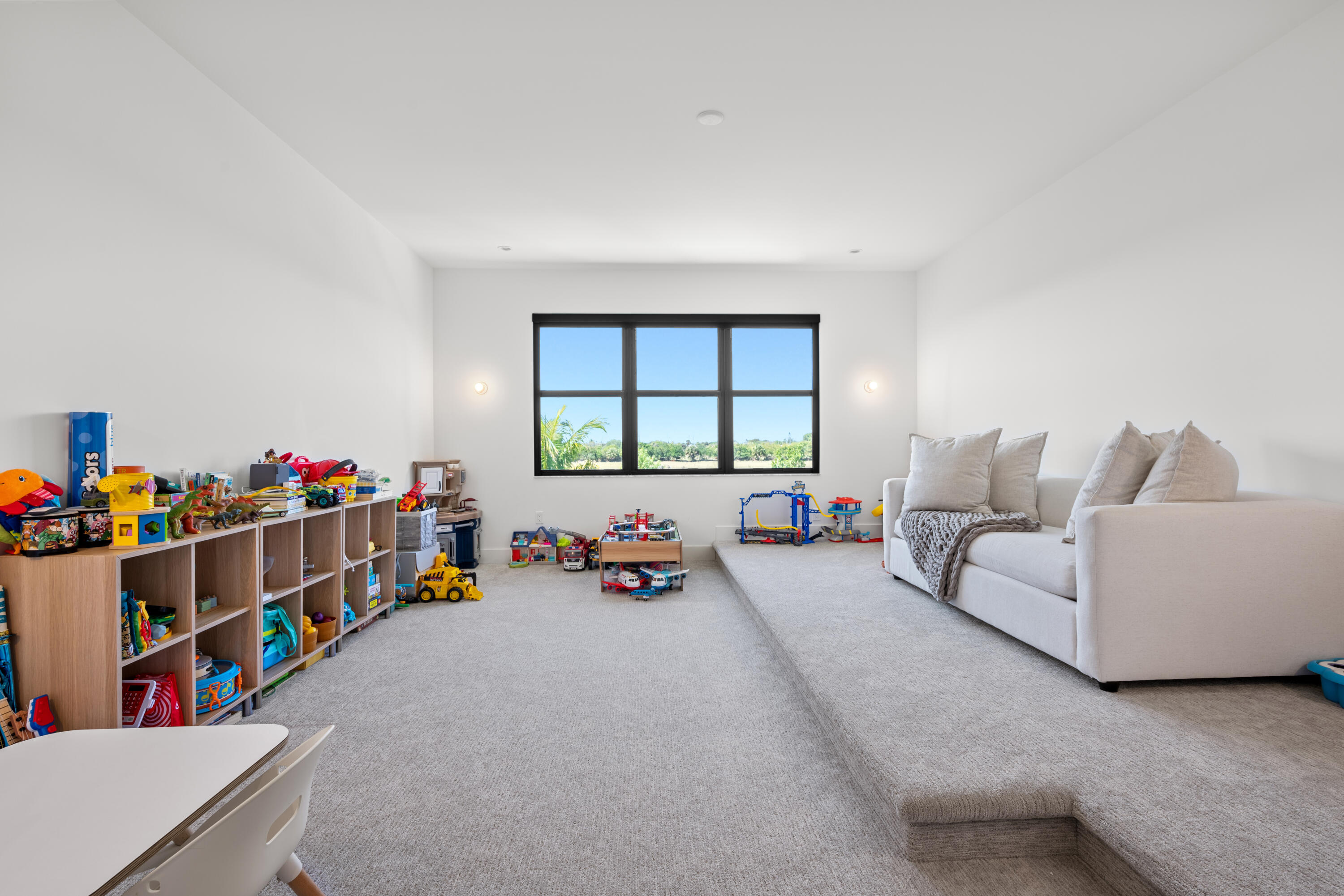 Lotus Palm - Residential