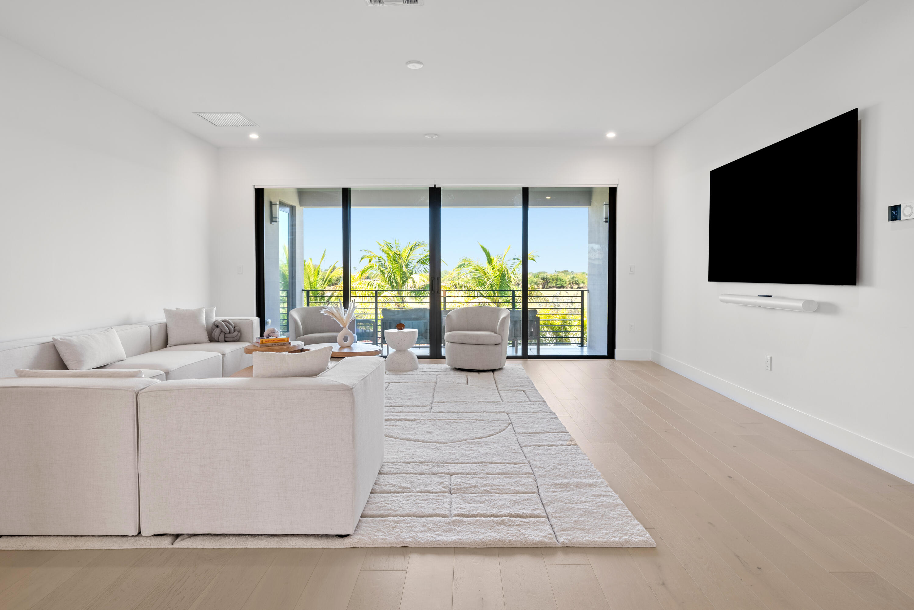 Lotus Palm - Residential