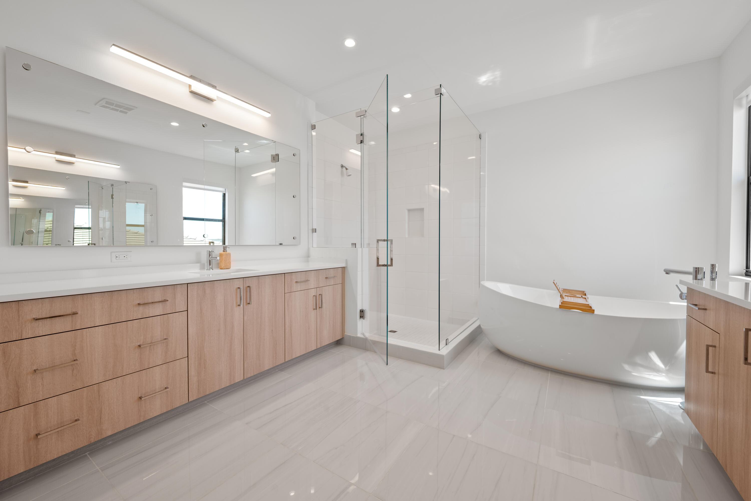 Lotus Palm - Residential