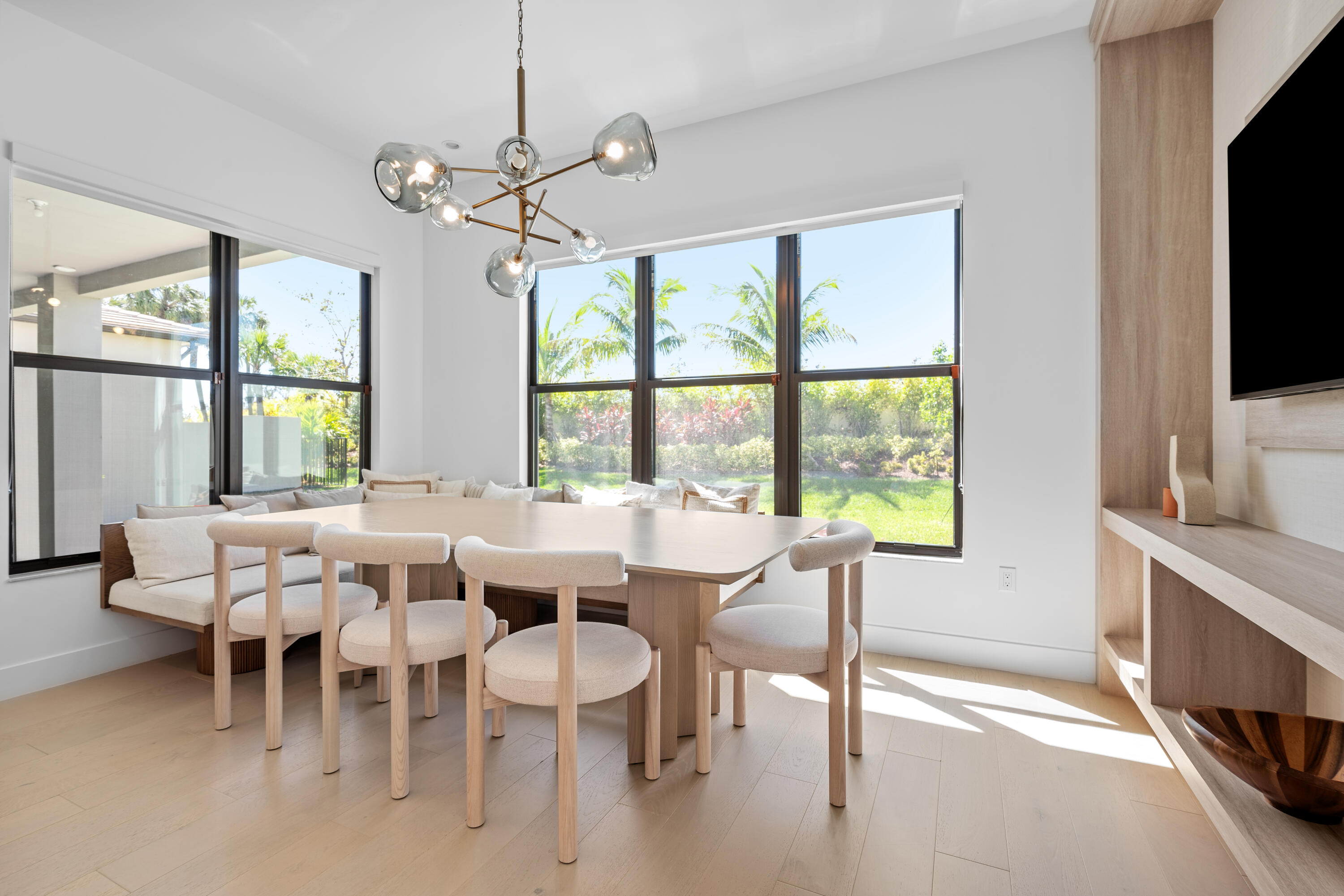 Lotus Palm - Residential