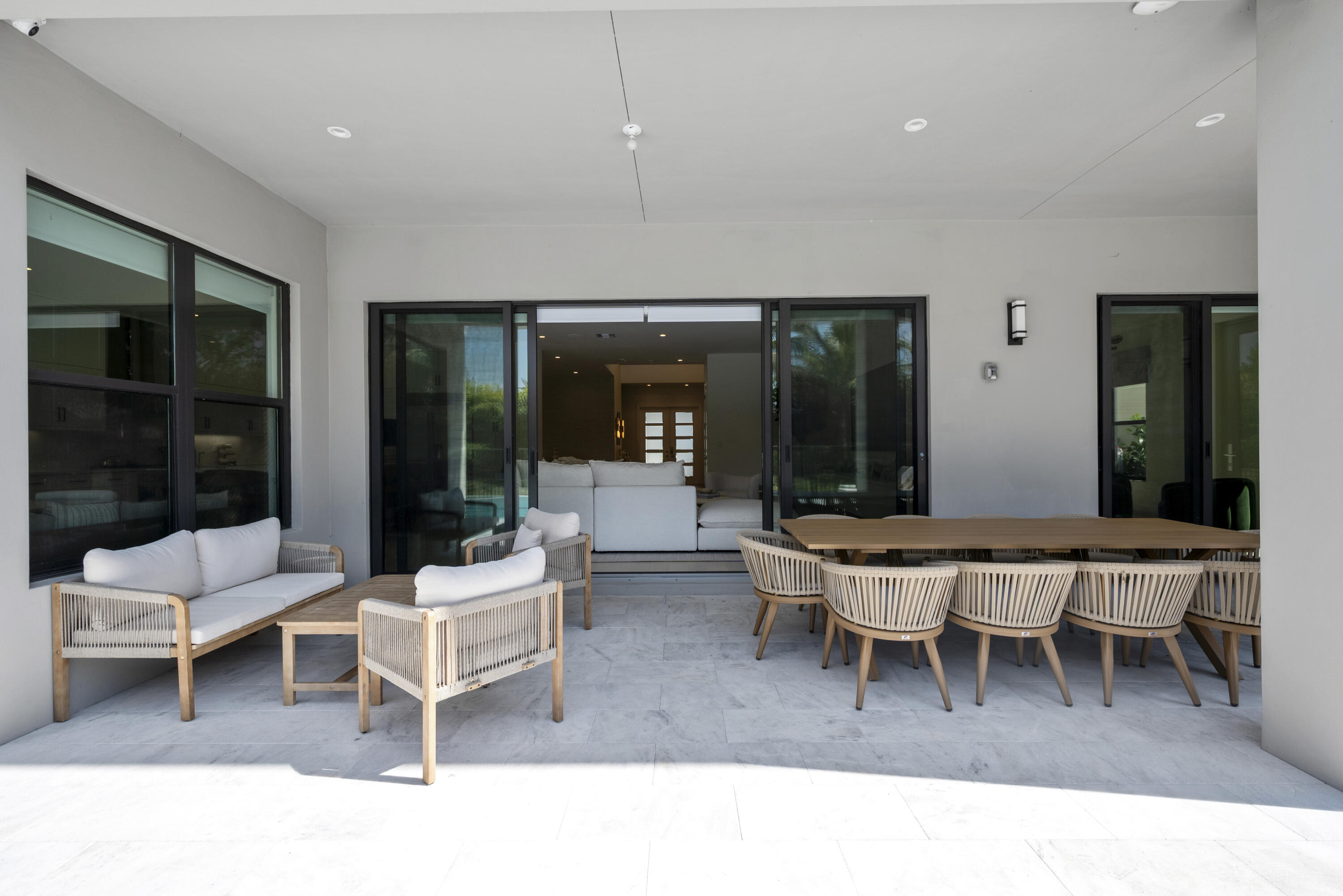 Lotus Palm - Residential