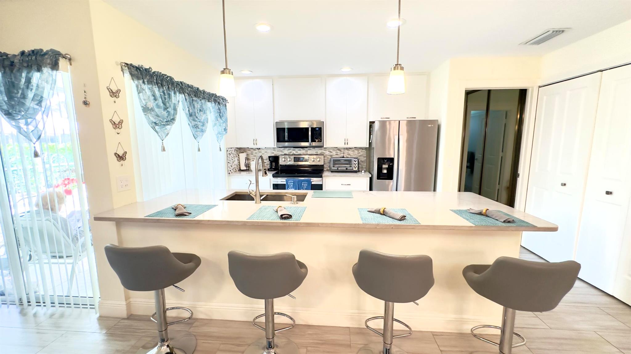 5401 Red Oak Court 5401