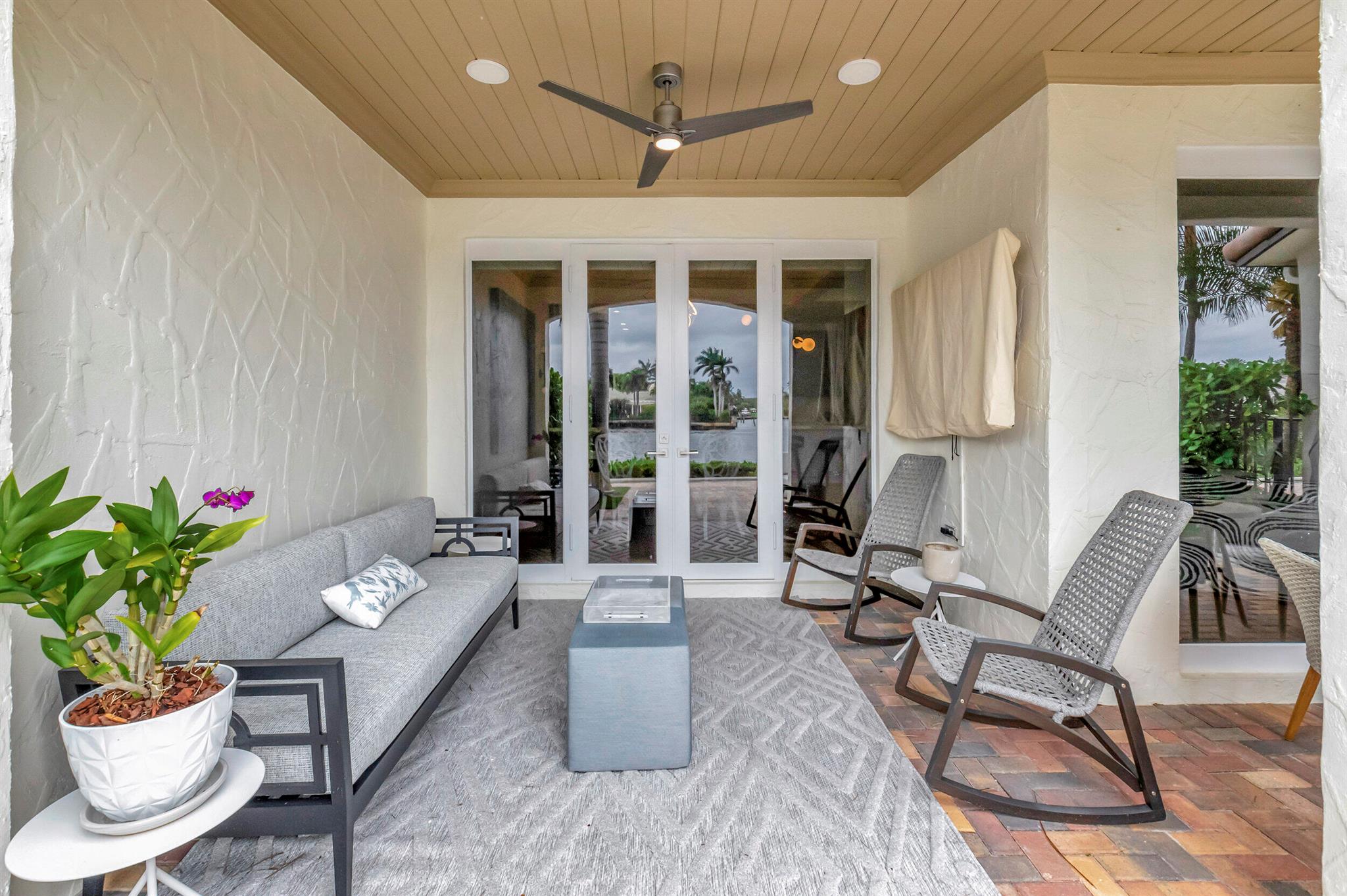 ESTUARY - Residential