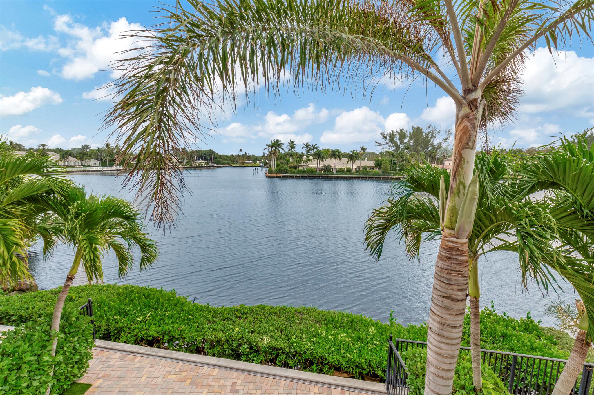 ESTUARY - Residential