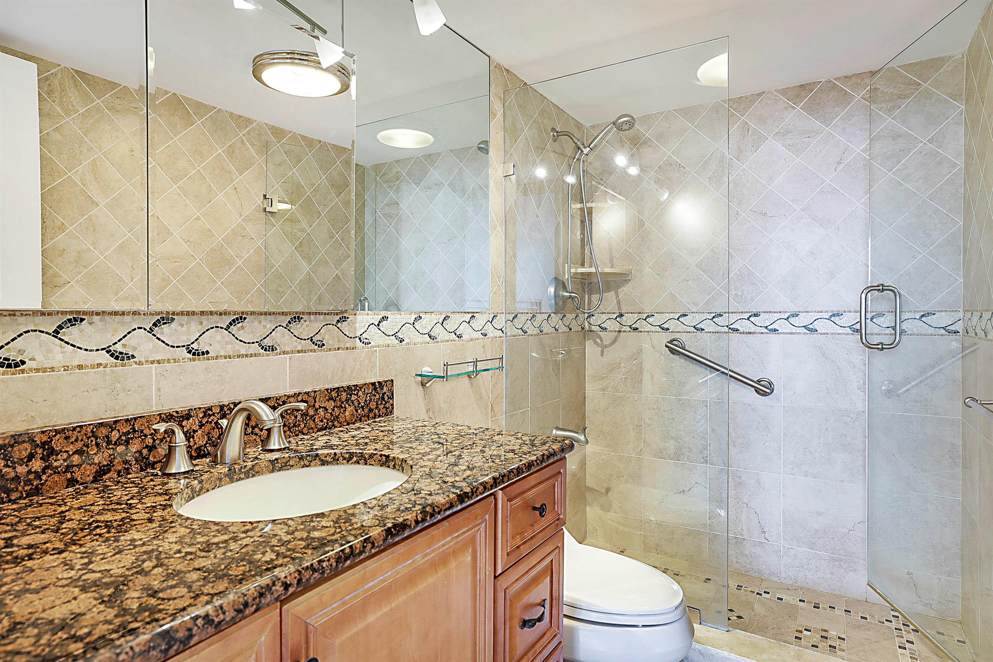 BOCA TOWERS CONDO PORTION - Residential Lease