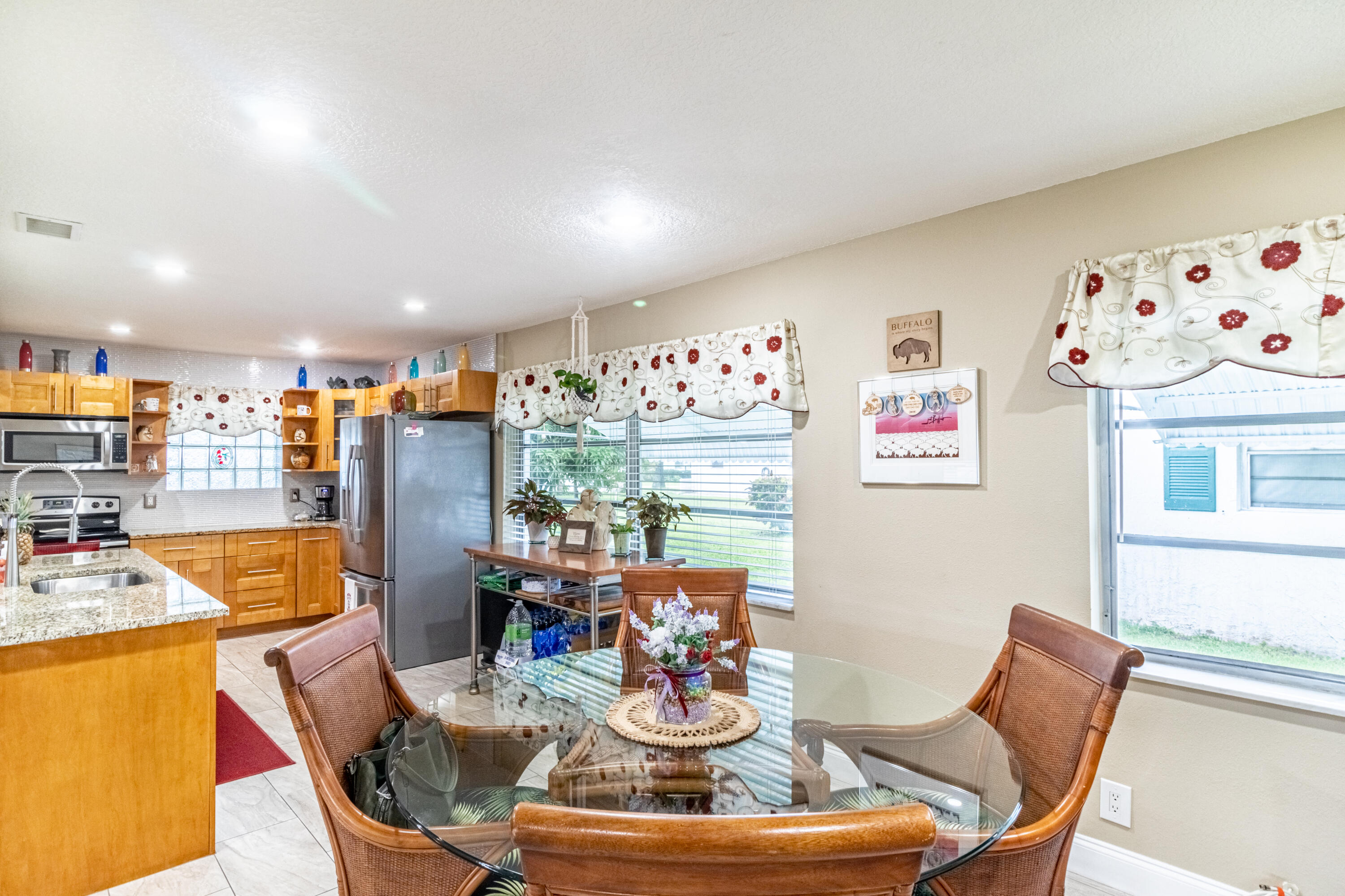 PALM BEACH LEISUREVILLE - Residential
