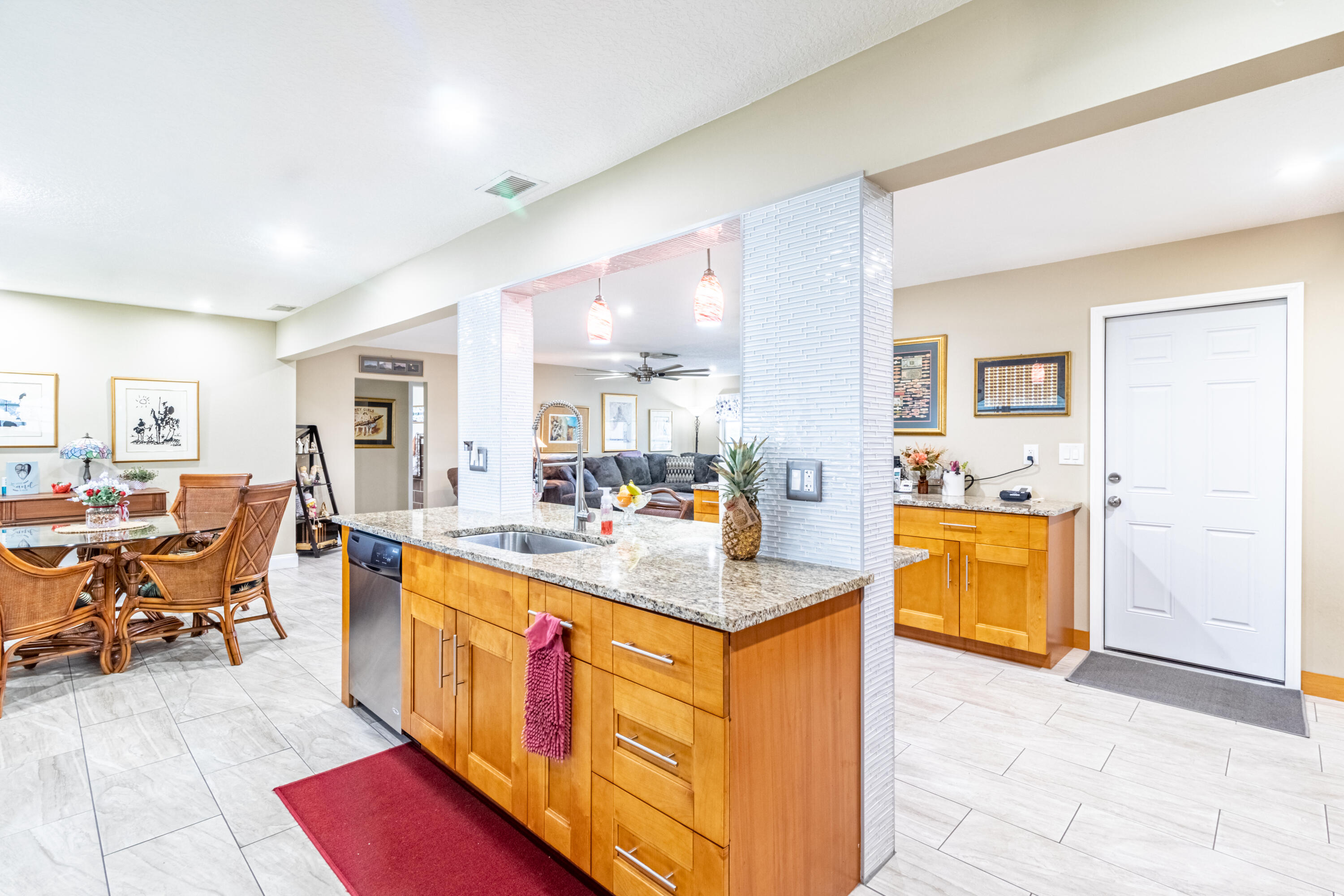 PALM BEACH LEISUREVILLE - Residential