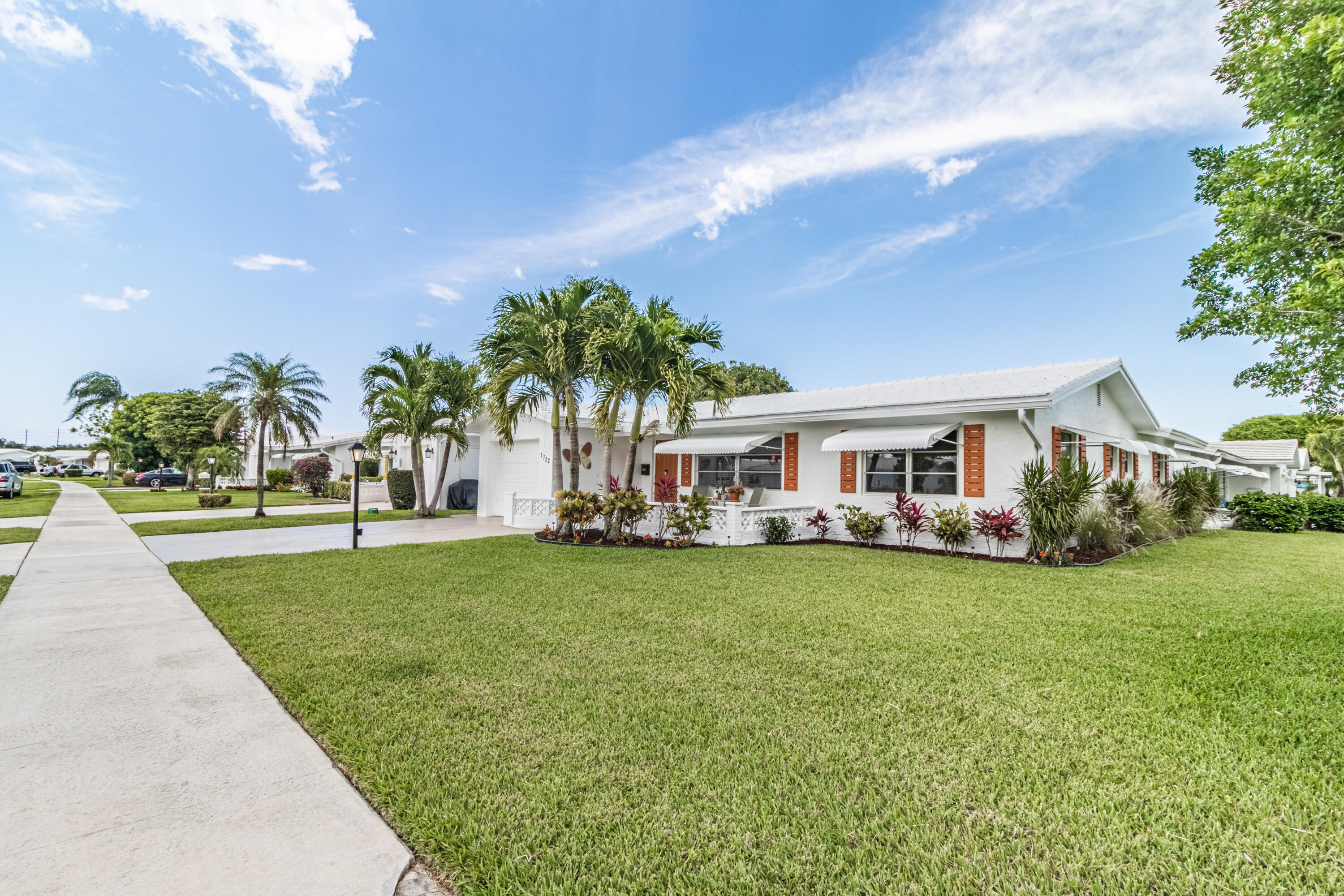 PALM BEACH LEISUREVILLE - Residential