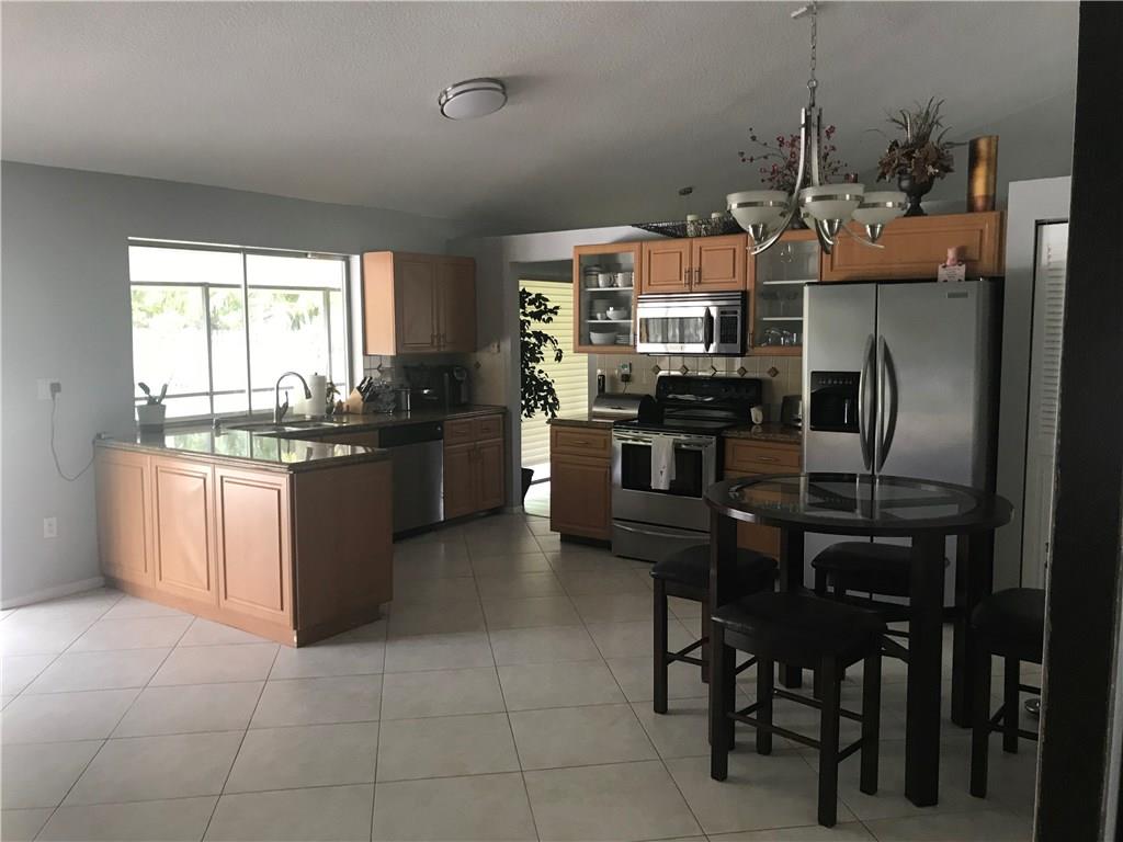 JACARANDA LAKES SEC 1 - Residential