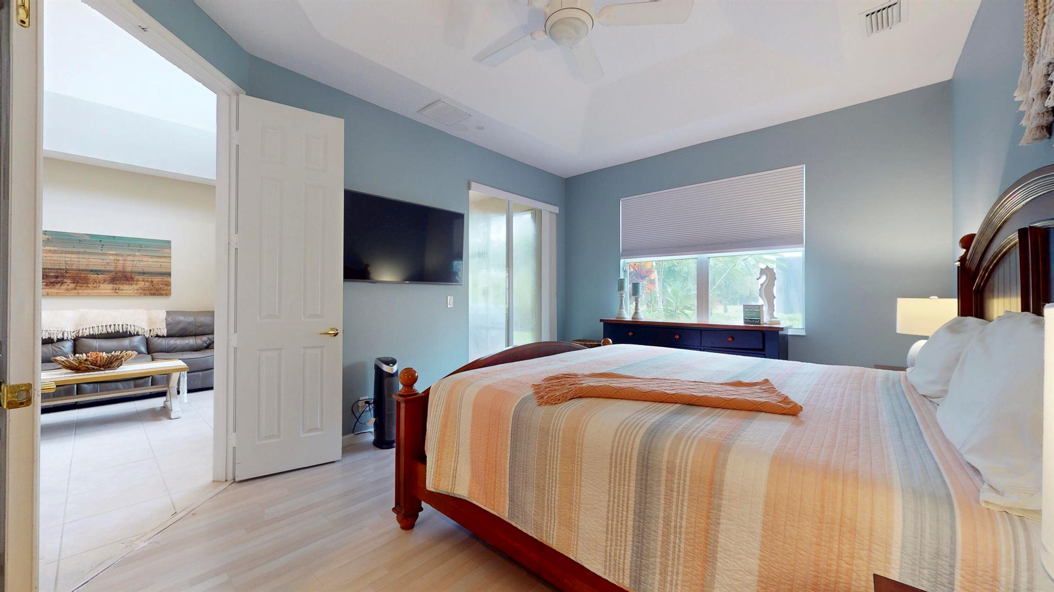 CASTLE PINES - Residential