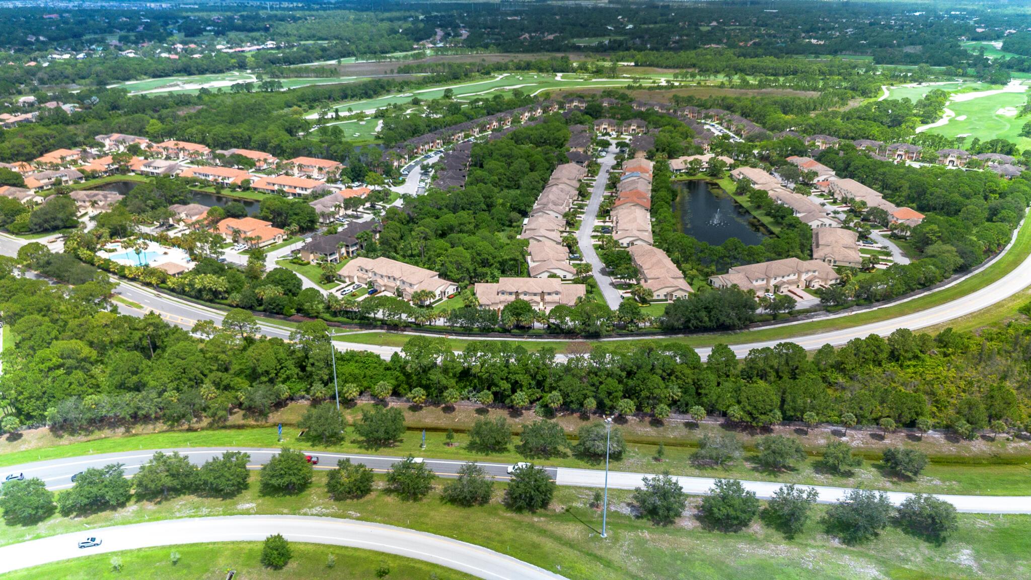 CASTLE PINES - Residential