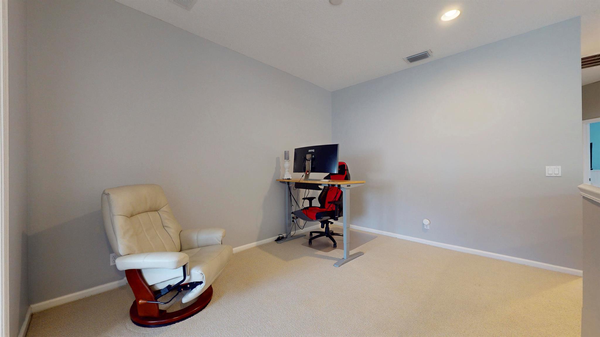 CASTLE PINES - Residential