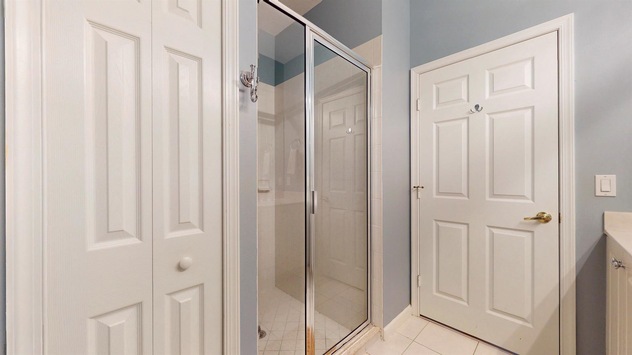 CASTLE PINES - Residential