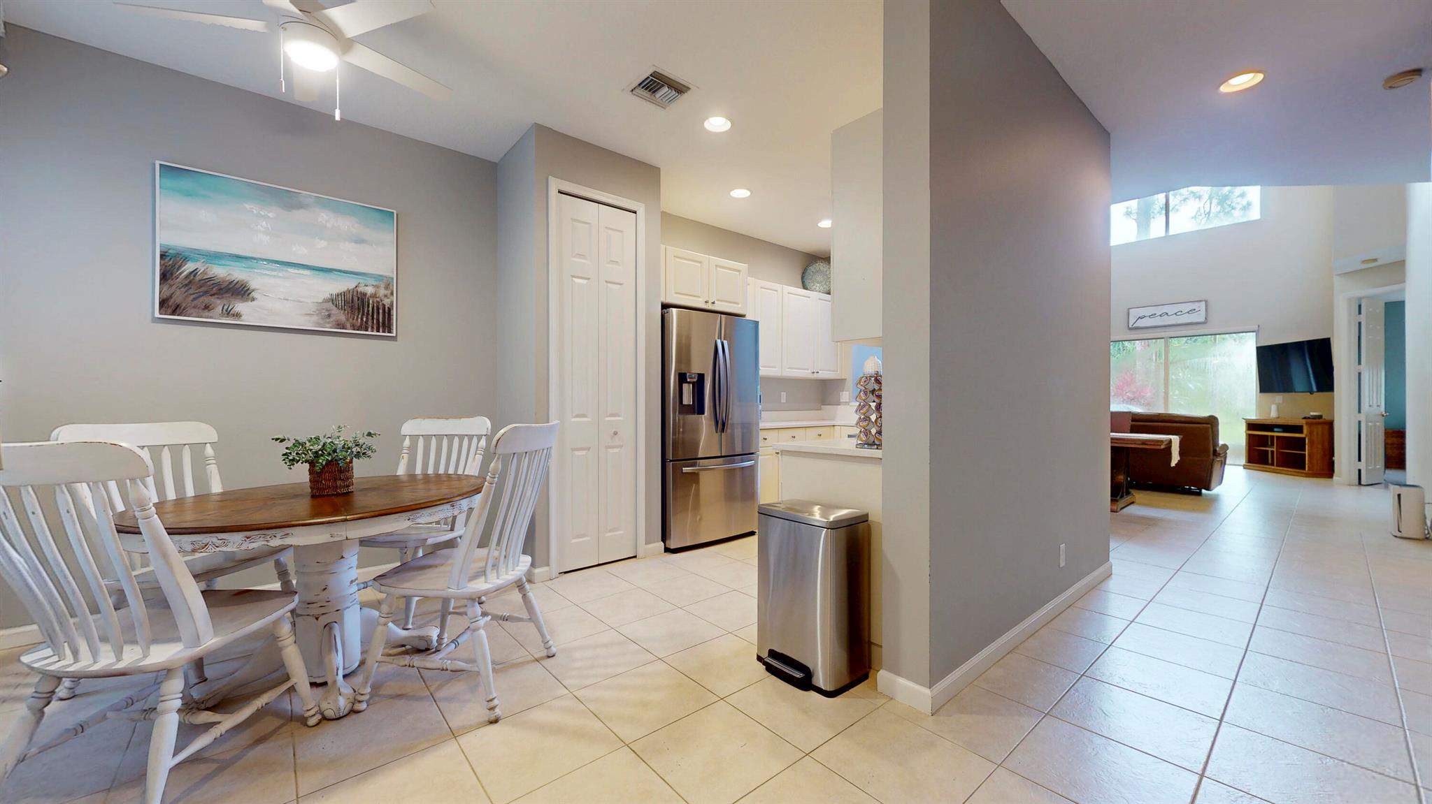 CASTLE PINES - Residential