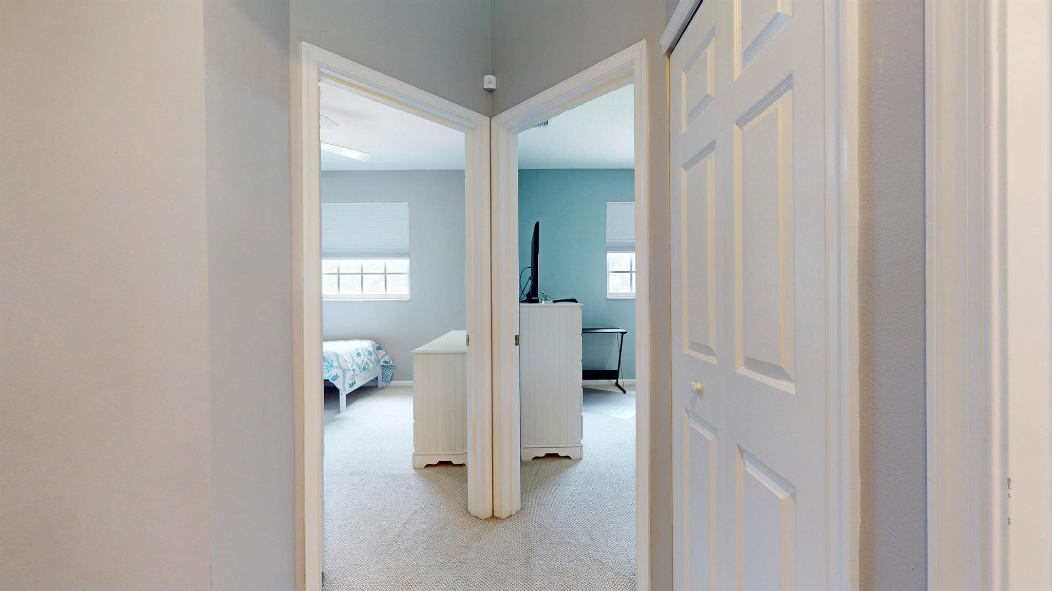 CASTLE PINES - Residential