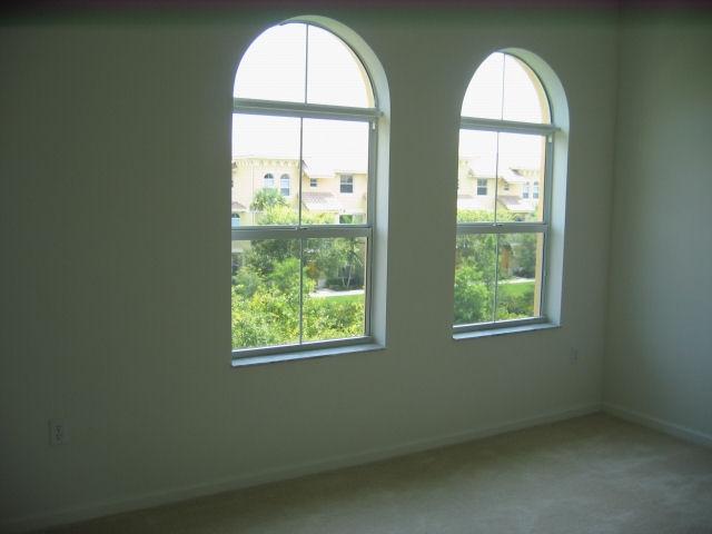 RENAISSANCE COMMONS PUD - Residential Lease