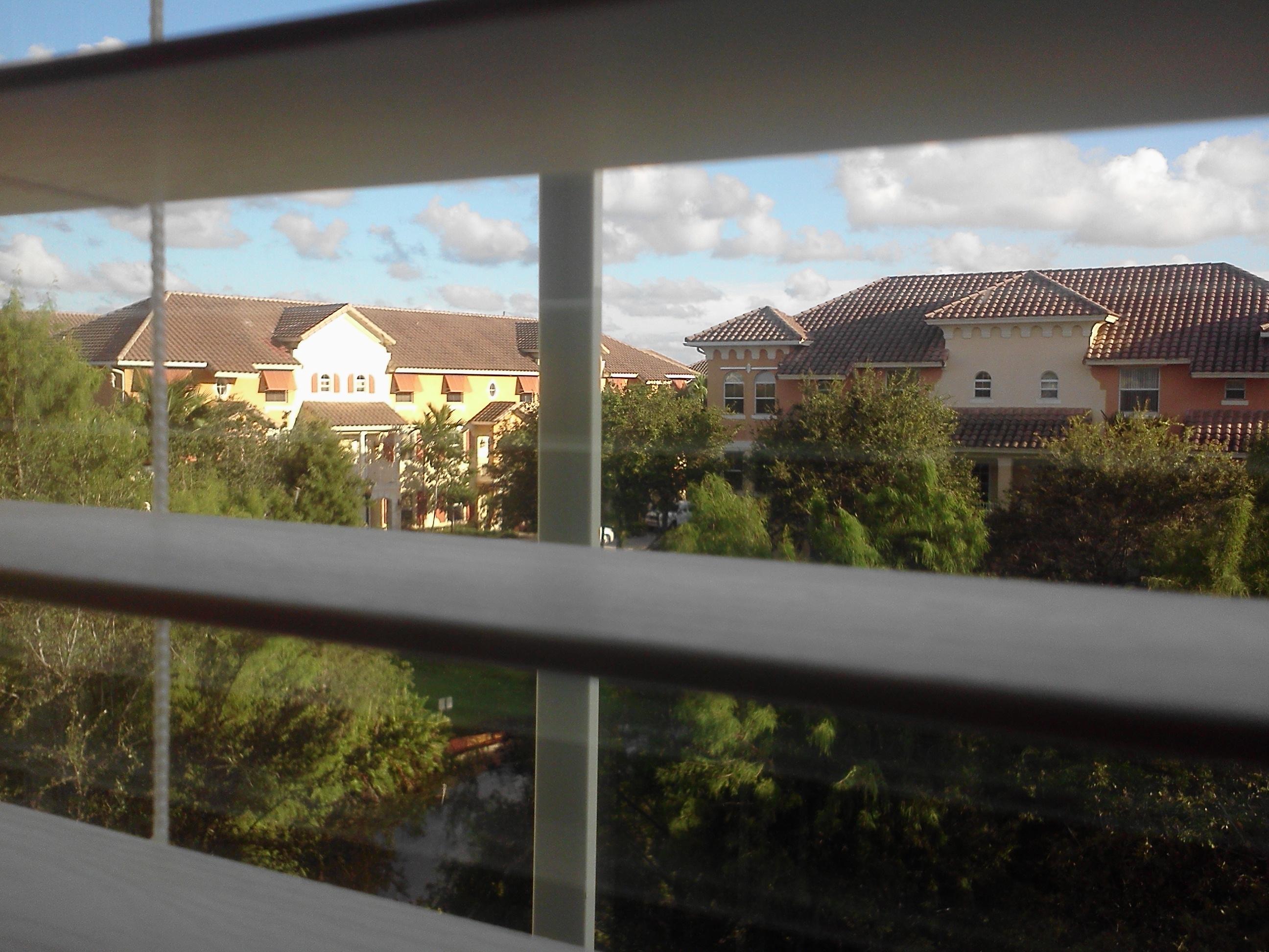 RENAISSANCE COMMONS PUD - Residential Lease