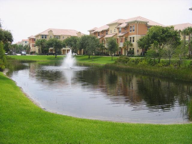 RENAISSANCE COMMONS PUD - Residential Lease