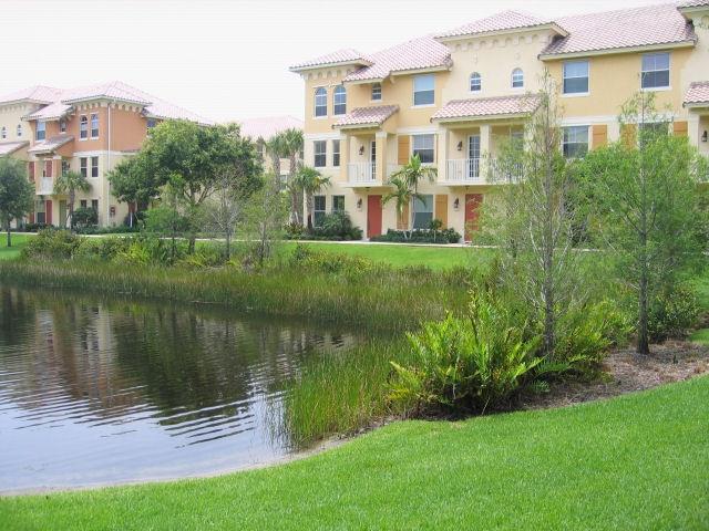 RENAISSANCE COMMONS PUD - Residential Lease