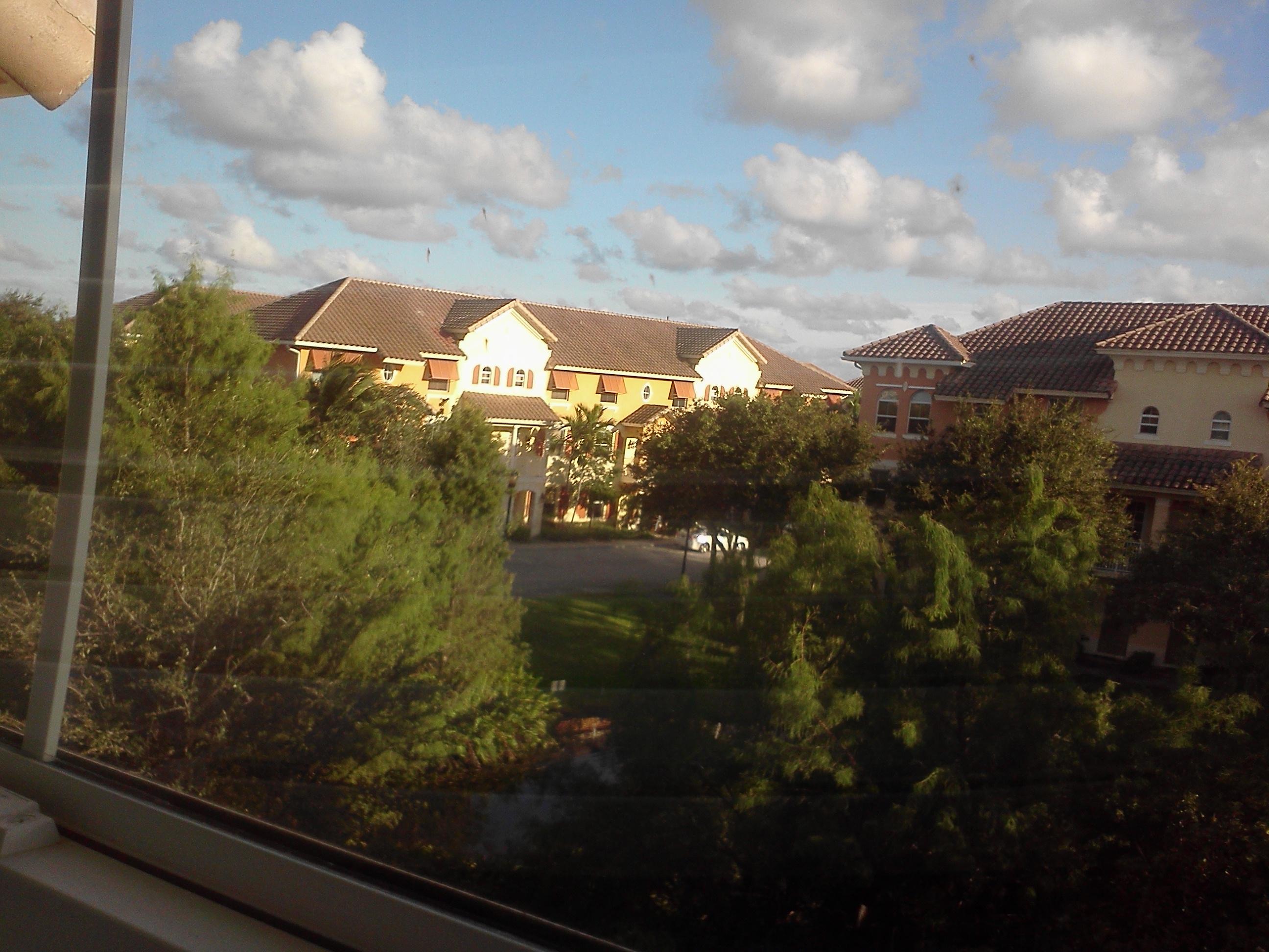 RENAISSANCE COMMONS PUD - Residential Lease