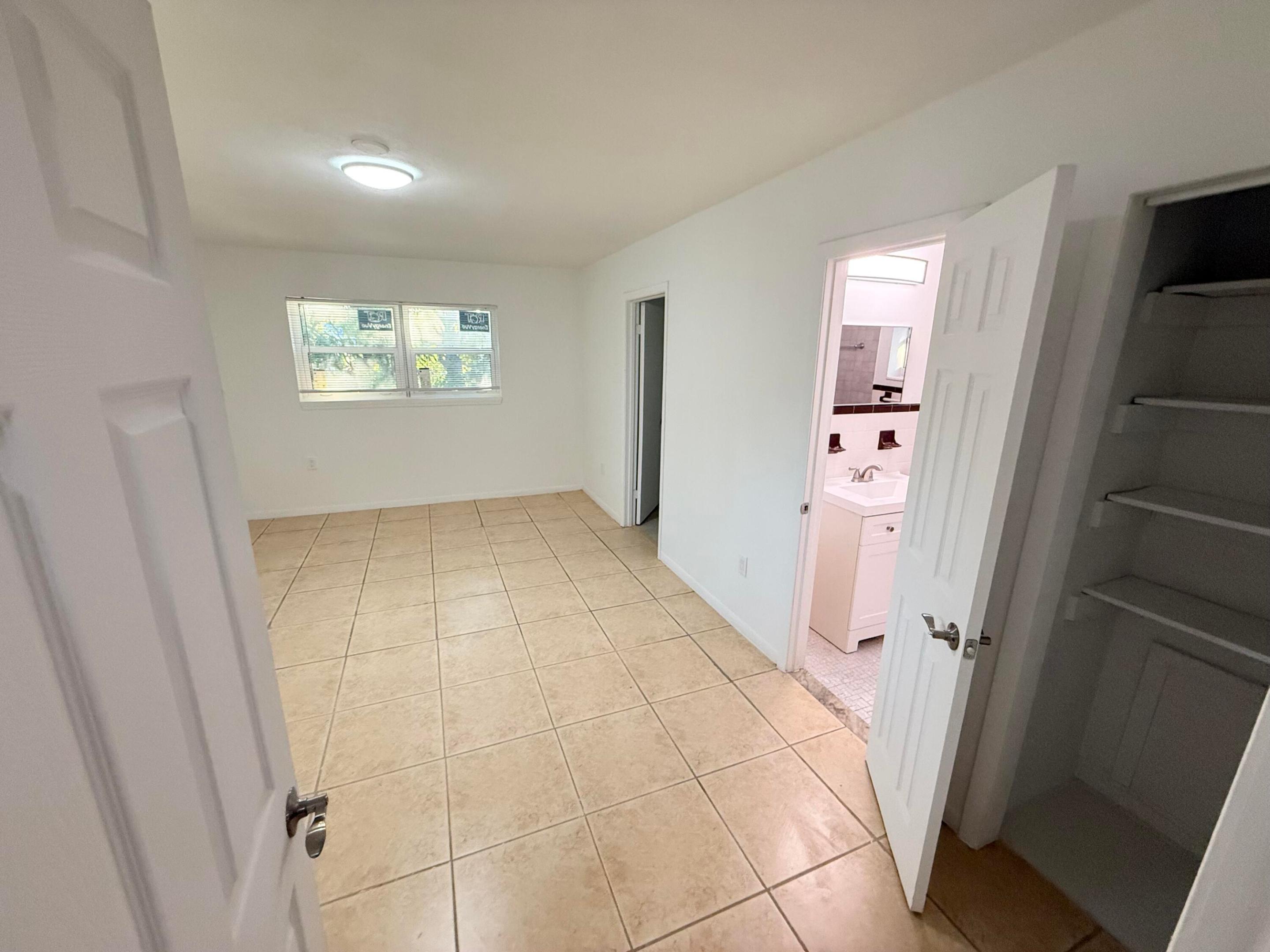 RUFF'S LITTLE DIXIE - Residential