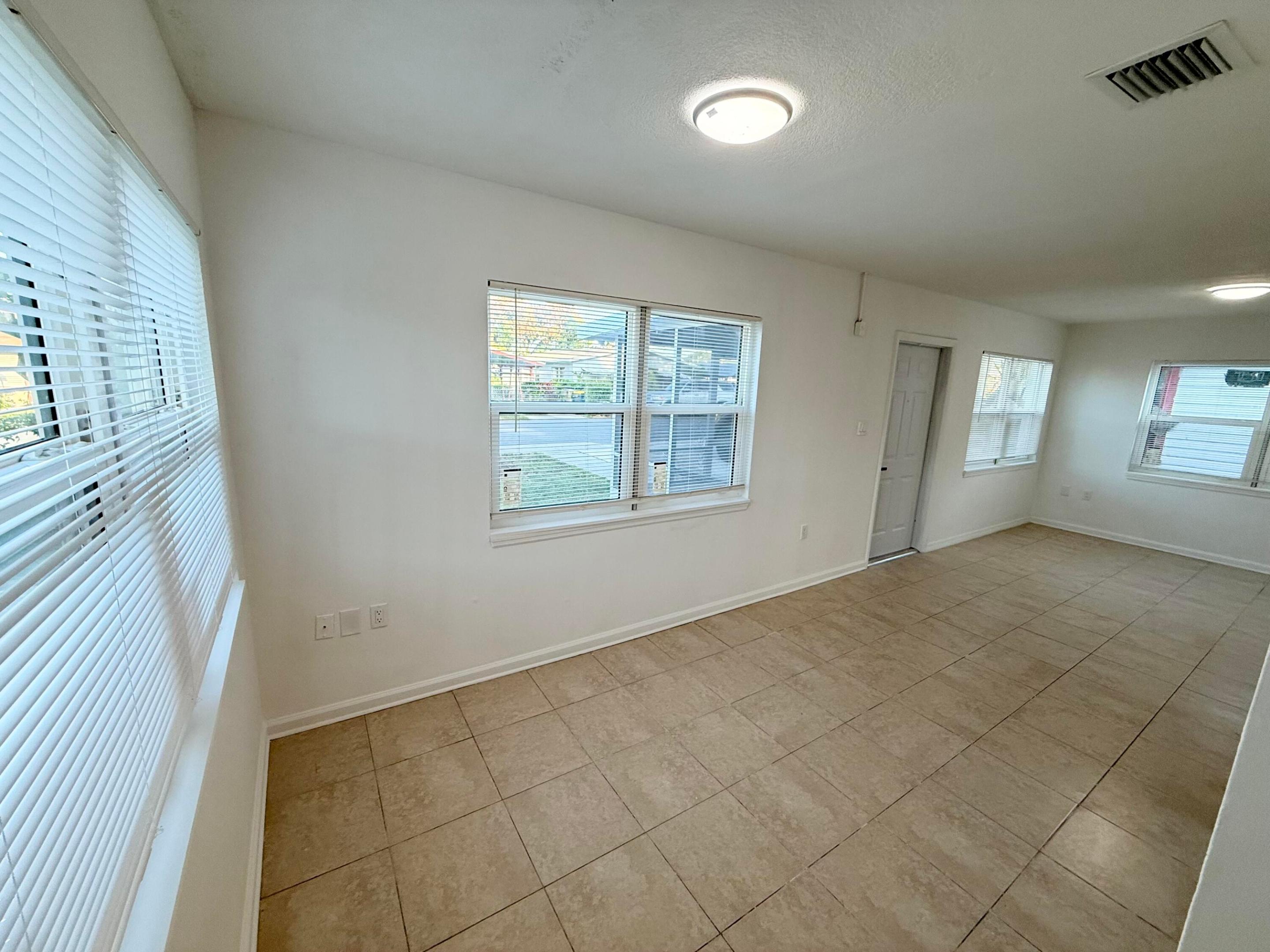 RUFF'S LITTLE DIXIE - Residential