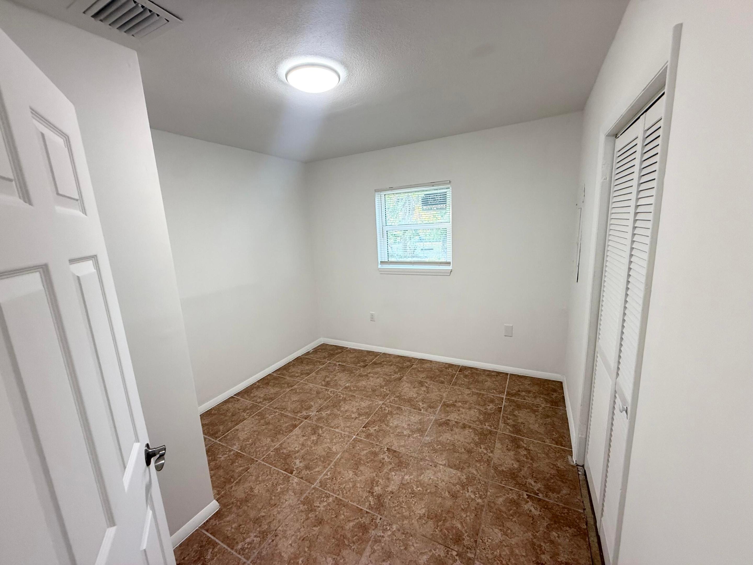 RUFF'S LITTLE DIXIE - Residential