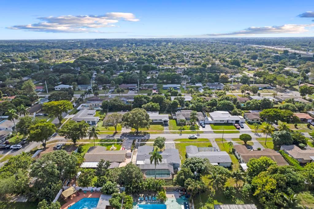 BREEZESWEPT PARK ESTATES - Residential