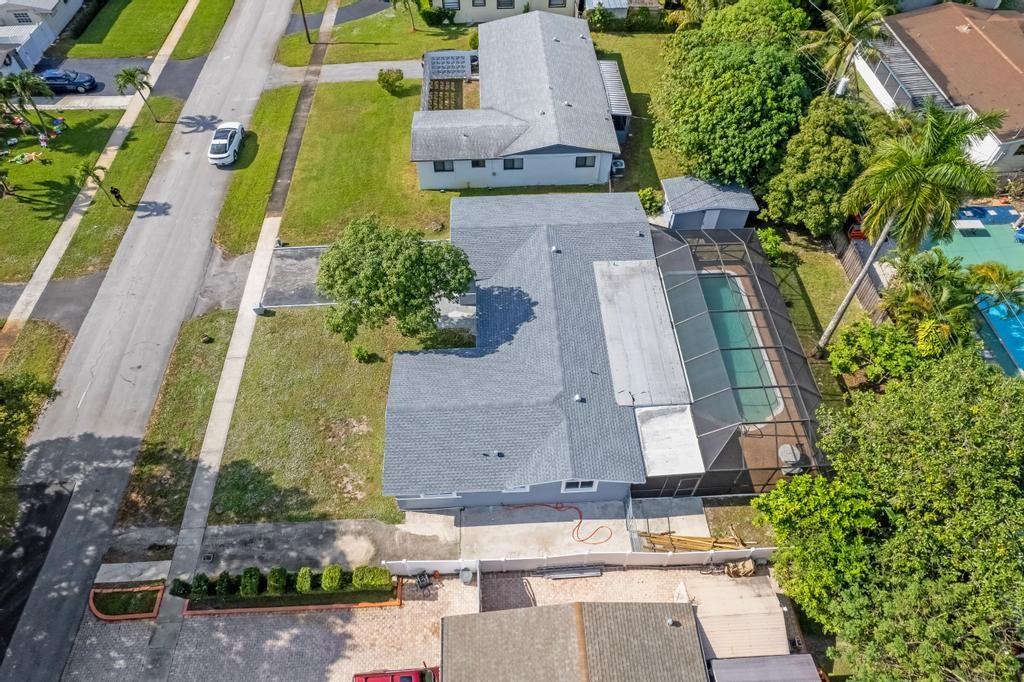 BREEZESWEPT PARK ESTATES - Residential