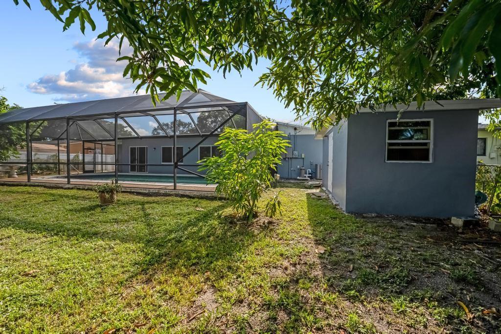 BREEZESWEPT PARK ESTATES - Residential